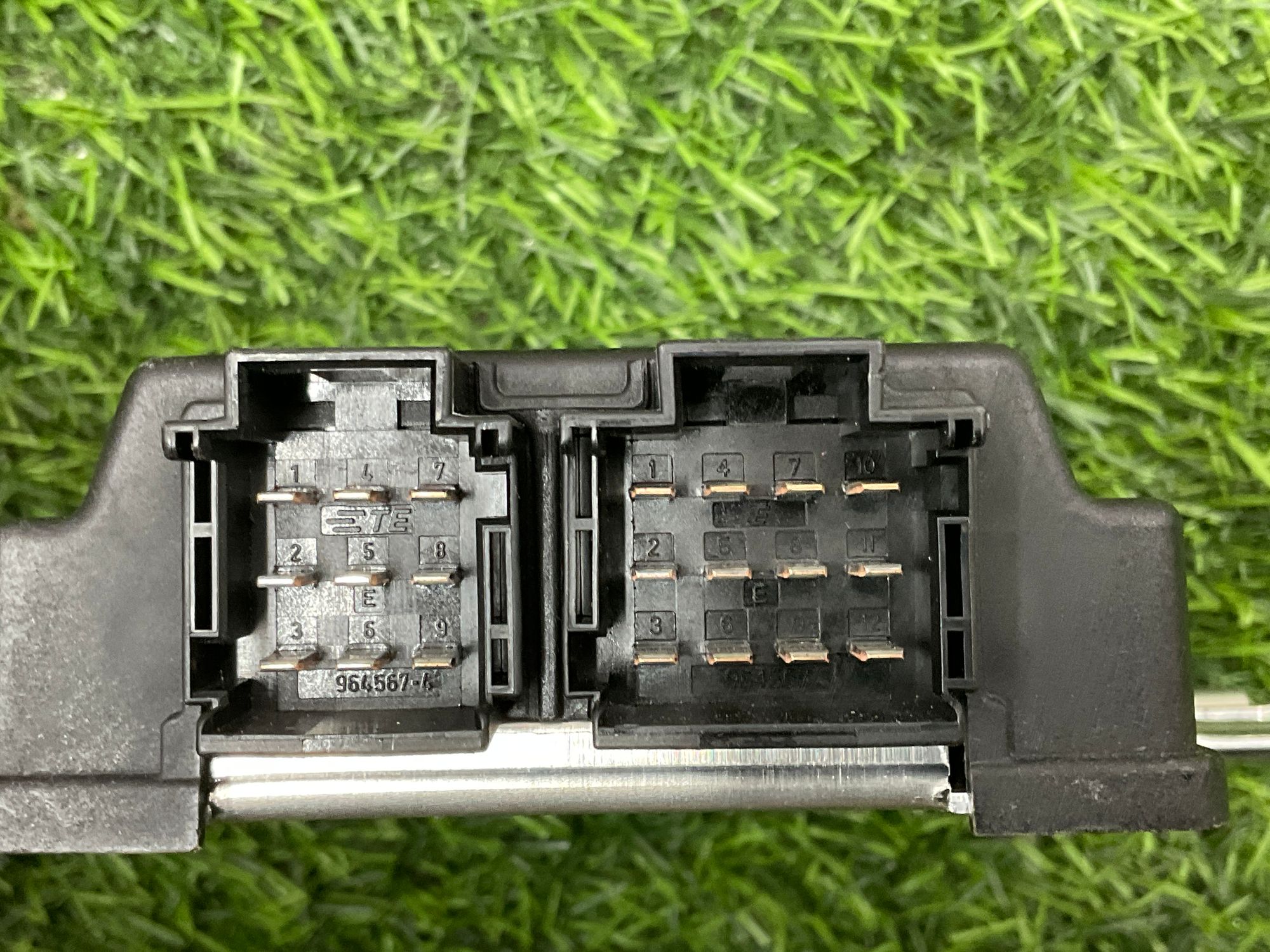 https://ycs.partsauto.market/partsauto-images/thmbs/userImages/h353NjtZg3VDP19b5HMt7LlpbQ93/part/29afef5d-4b27-4f80-ad1c-58e242048d55_1734698013206.jpg