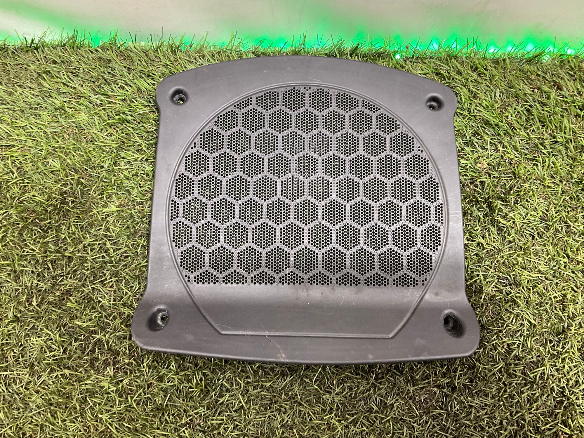 Крышка динамика BMW 3 серия, G20/G21, 1000 рублей, Москва