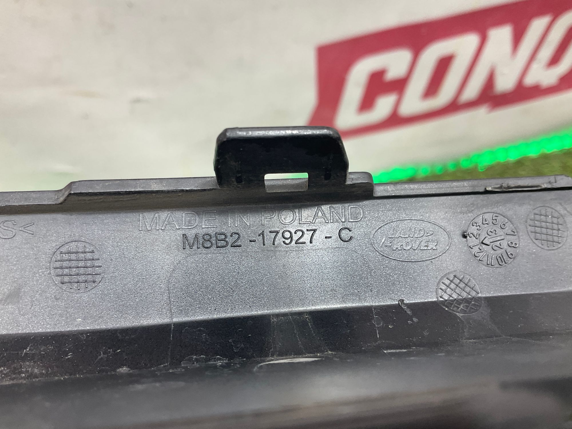 Накладка заднего бампера левая Land Rover Defender II L663 2022, 5000 рублей, Москва