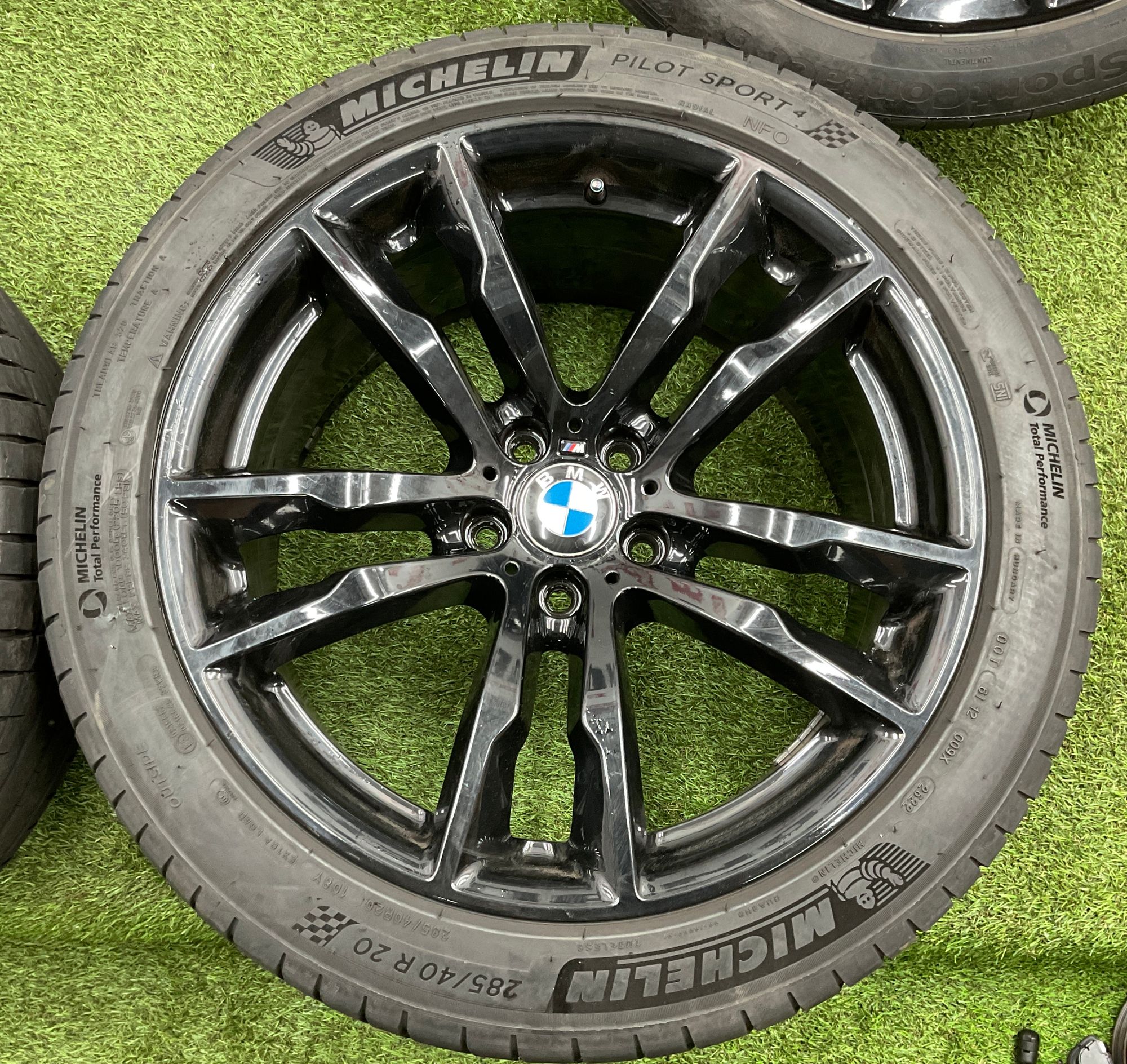 https://ycs.partsauto.market/partsauto-images/thmbs/userImages/h353NjtZg3VDP19b5HMt7LlpbQ93/part/2a2fc3b9-2049-4311-95e1-cf50d8139a30_1747829615634.jpg