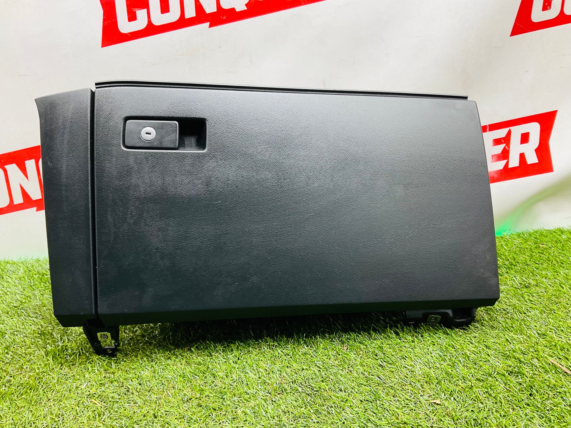 https://ycs.partsauto.market/partsauto-images/thmbs/userImages/h353NjtZg3VDP19b5HMt7LlpbQ93/part/2a36368e-a71b-4478-b90f-7a00247354dd_1785940737896.jpg