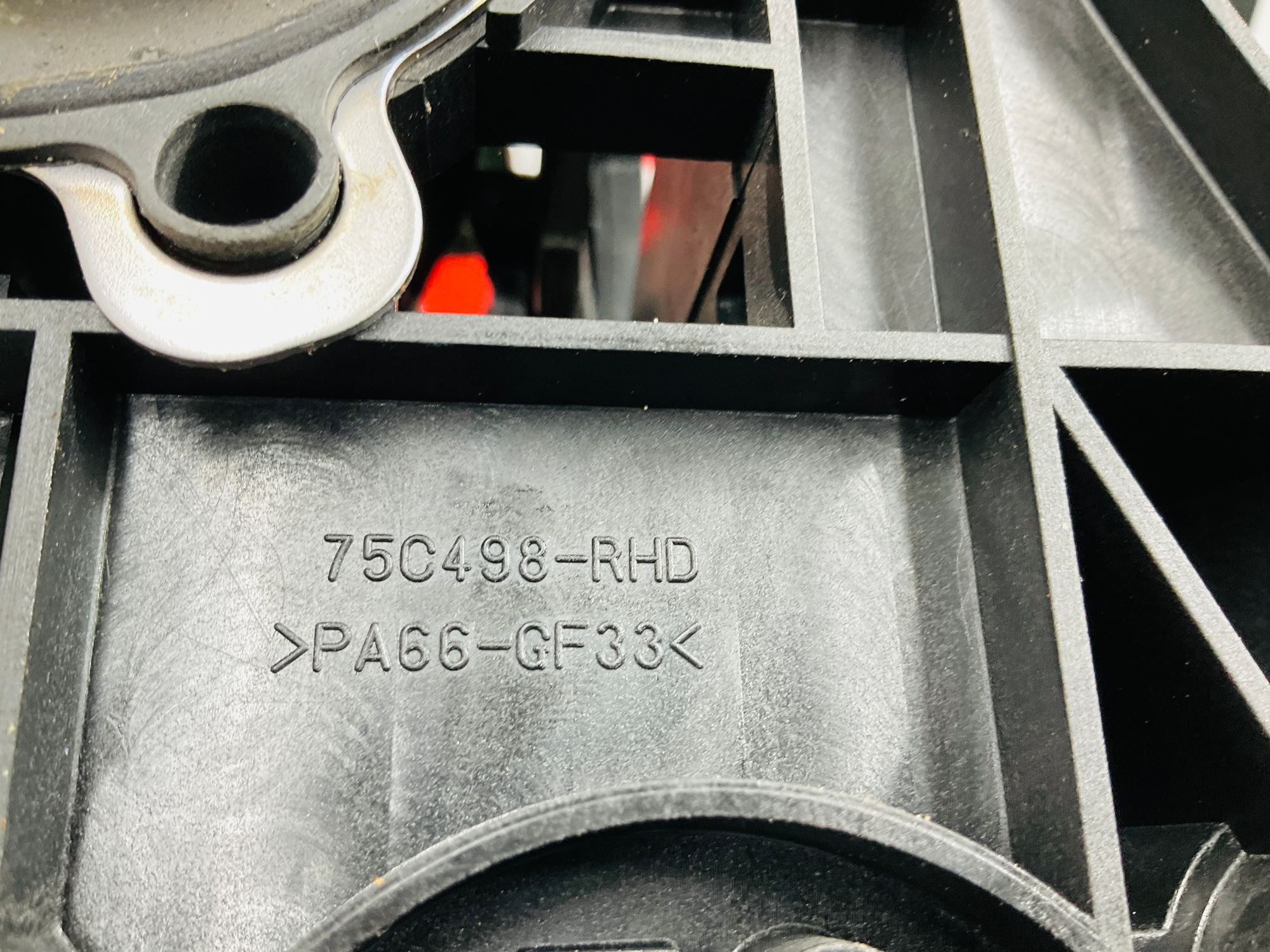 https://ycs.partsauto.market/partsauto-images/thmbs/userImages/h353NjtZg3VDP19b5HMt7LlpbQ93/part/2a849c3f-c428-411c-97a8-dafca5bb7bf9_1779721355575.jpg