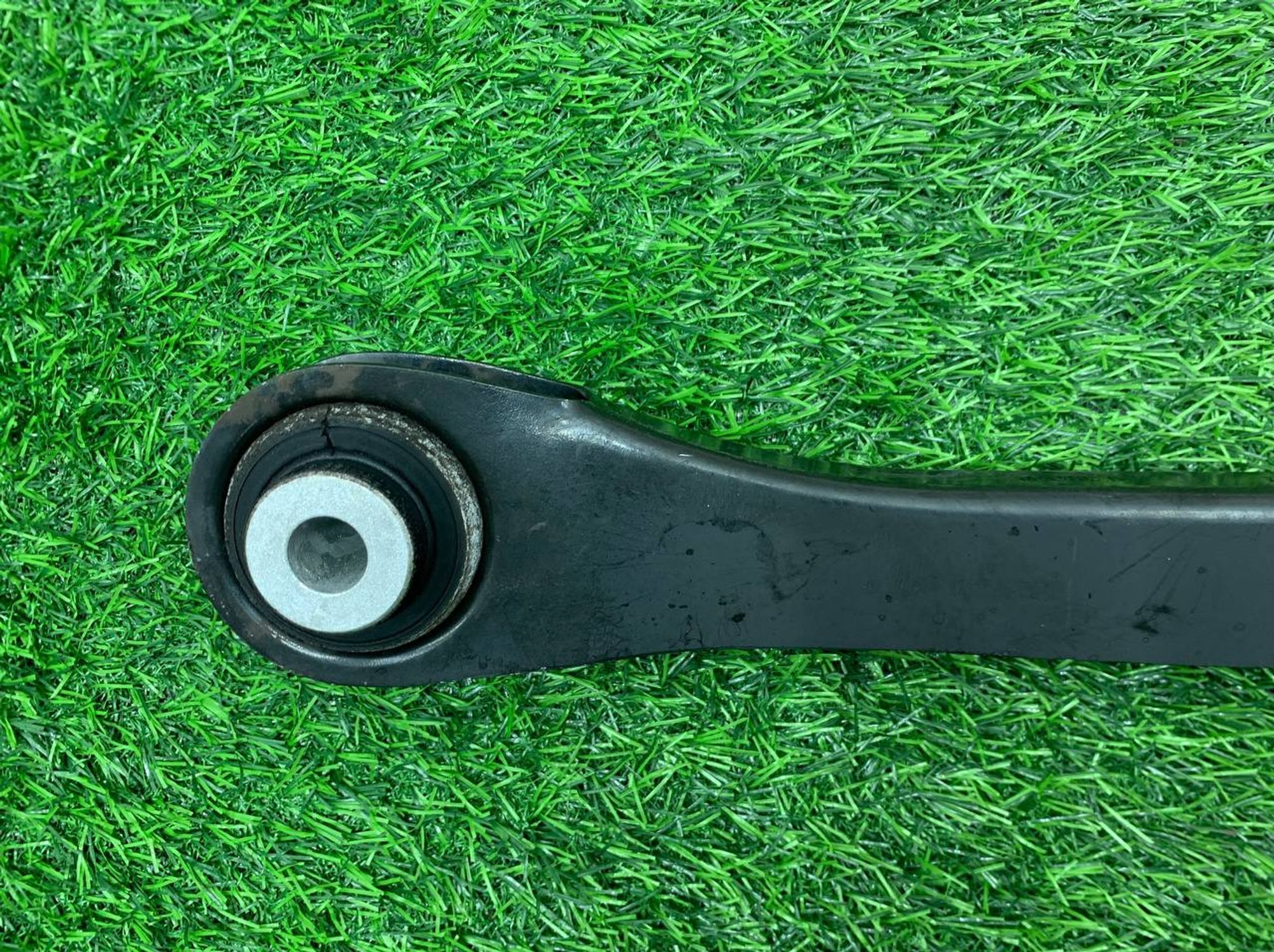 https://ycs.partsauto.market/partsauto-images/thmbs/userImages/h353NjtZg3VDP19b5HMt7LlpbQ93/part/2a931500-7227-4696-aeab-ca296b825c30_1732621241523.jpg