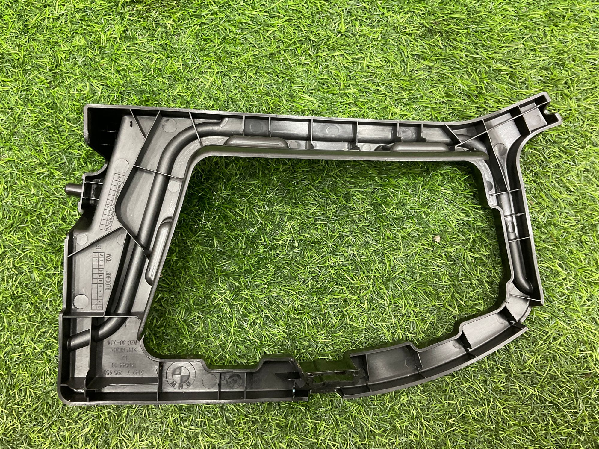 https://ycs.partsauto.market/partsauto-images/thmbs/userImages/h353NjtZg3VDP19b5HMt7LlpbQ93/part/2a994ef7-31f1-4c4d-bd0a-ae34bf050ff8_1736345956044.jpg