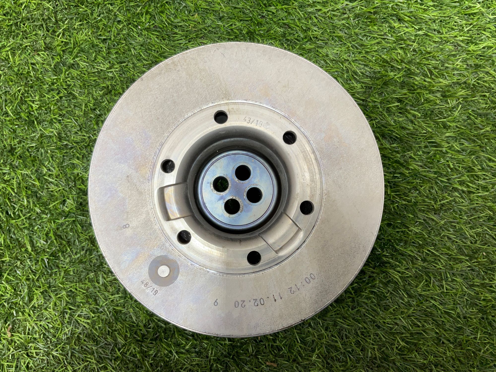 https://ycs.partsauto.market/partsauto-images/thmbs/userImages/h353NjtZg3VDP19b5HMt7LlpbQ93/part/2ac9de8e-1fe2-46e2-bccc-56f0bad6b98a_1737027252556.jpg