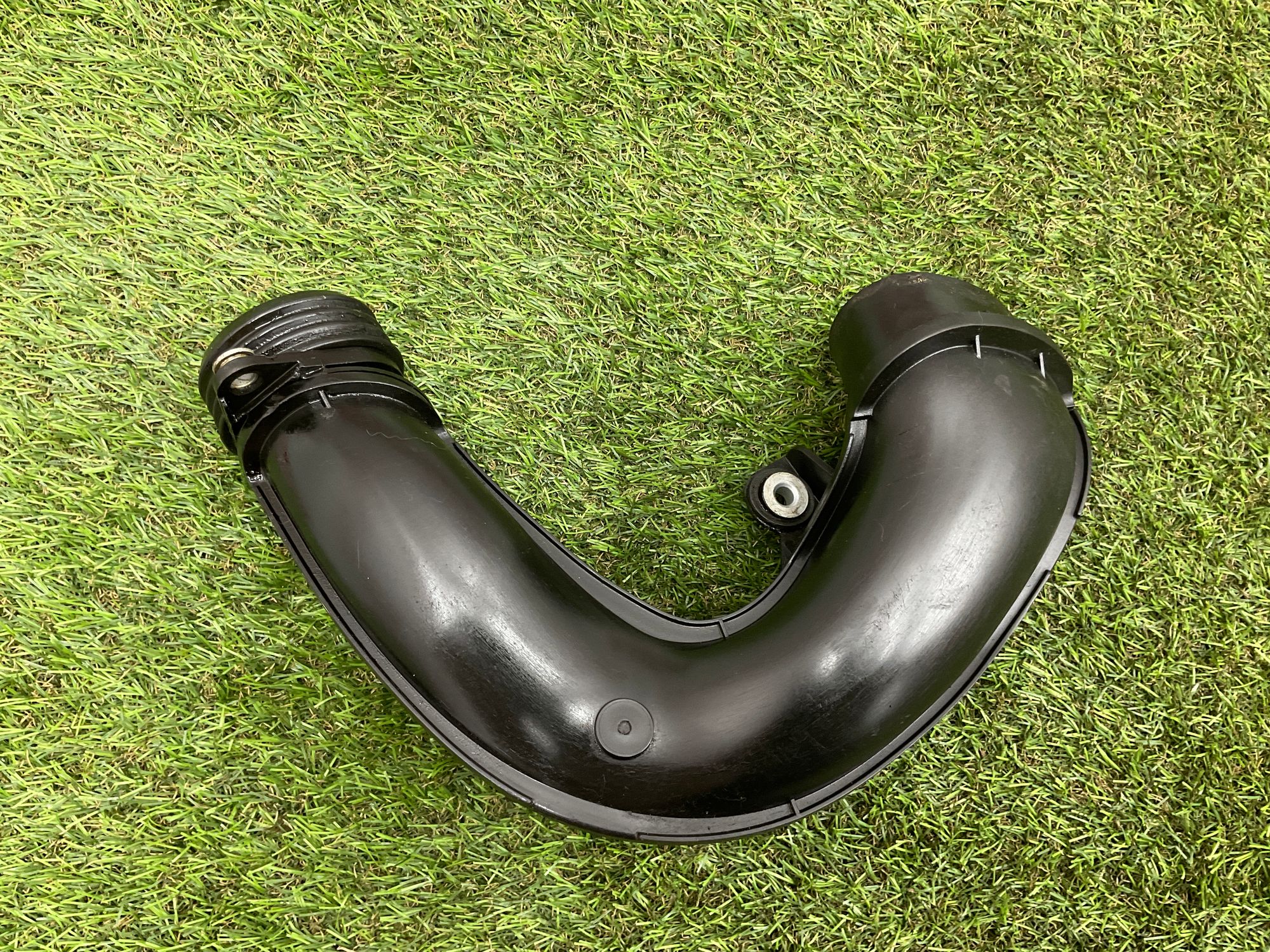 Патрубок воздушного фильтра BMW 7 серия, F01/F02/F04 рестайлинг, 2000 рублей, Москва