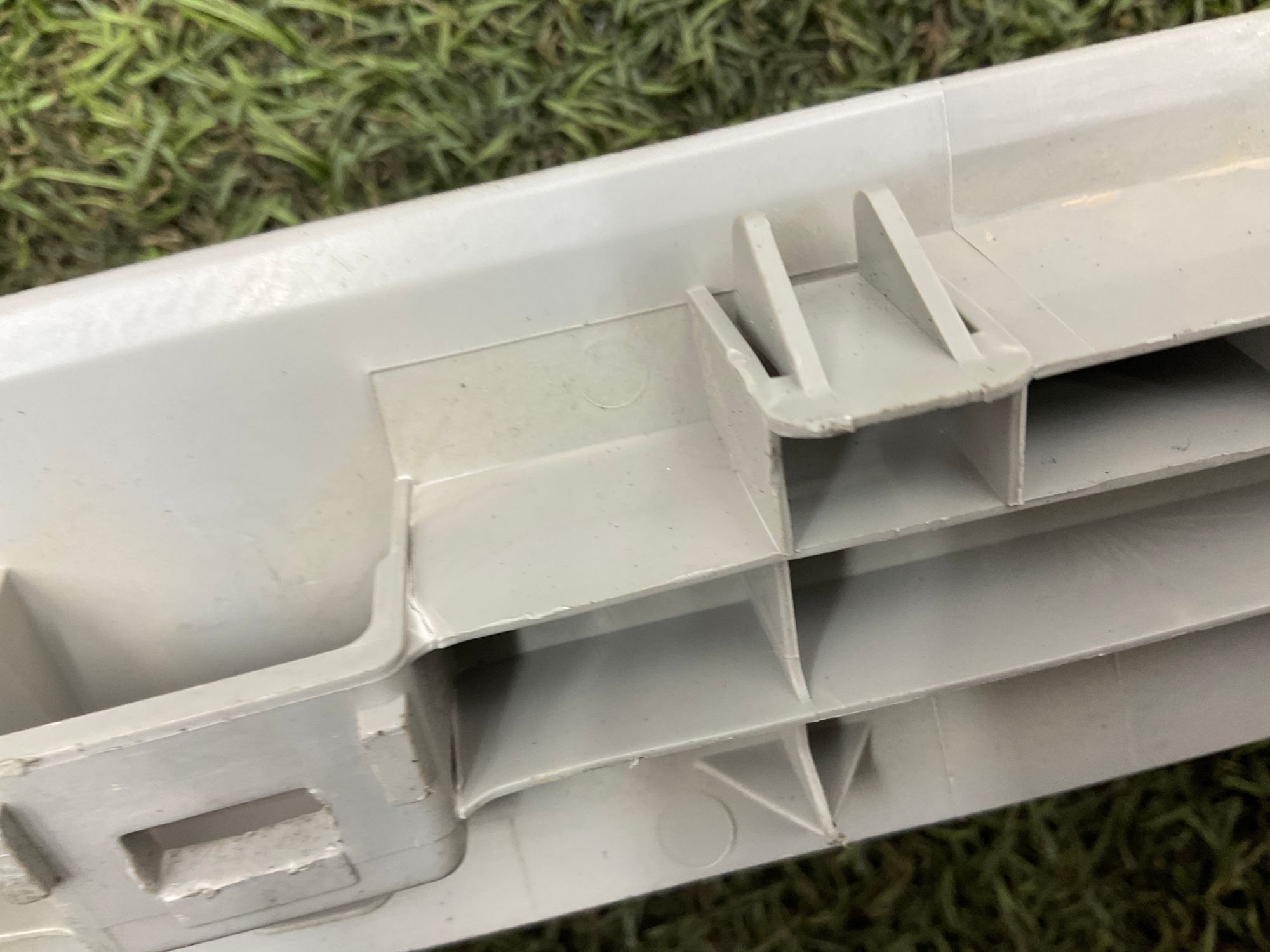 Пластик салона крыши задний правый Toyota Land Cruiser 200 рестайлинг 2 (2015—2023) 2021, 2000 рублей, Москва