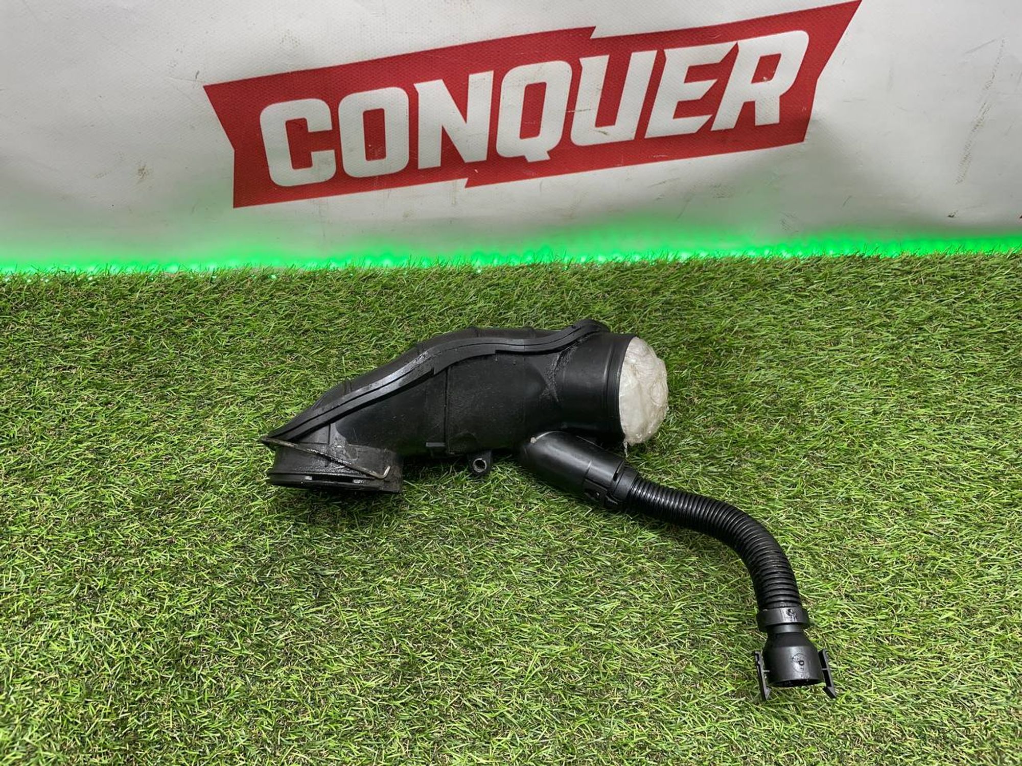 https://ycs.partsauto.market/partsauto-images/thmbs/userImages/h353NjtZg3VDP19b5HMt7LlpbQ93/part/2b177224-30e1-4776-ab51-709de600397b_1712845103187.jpg