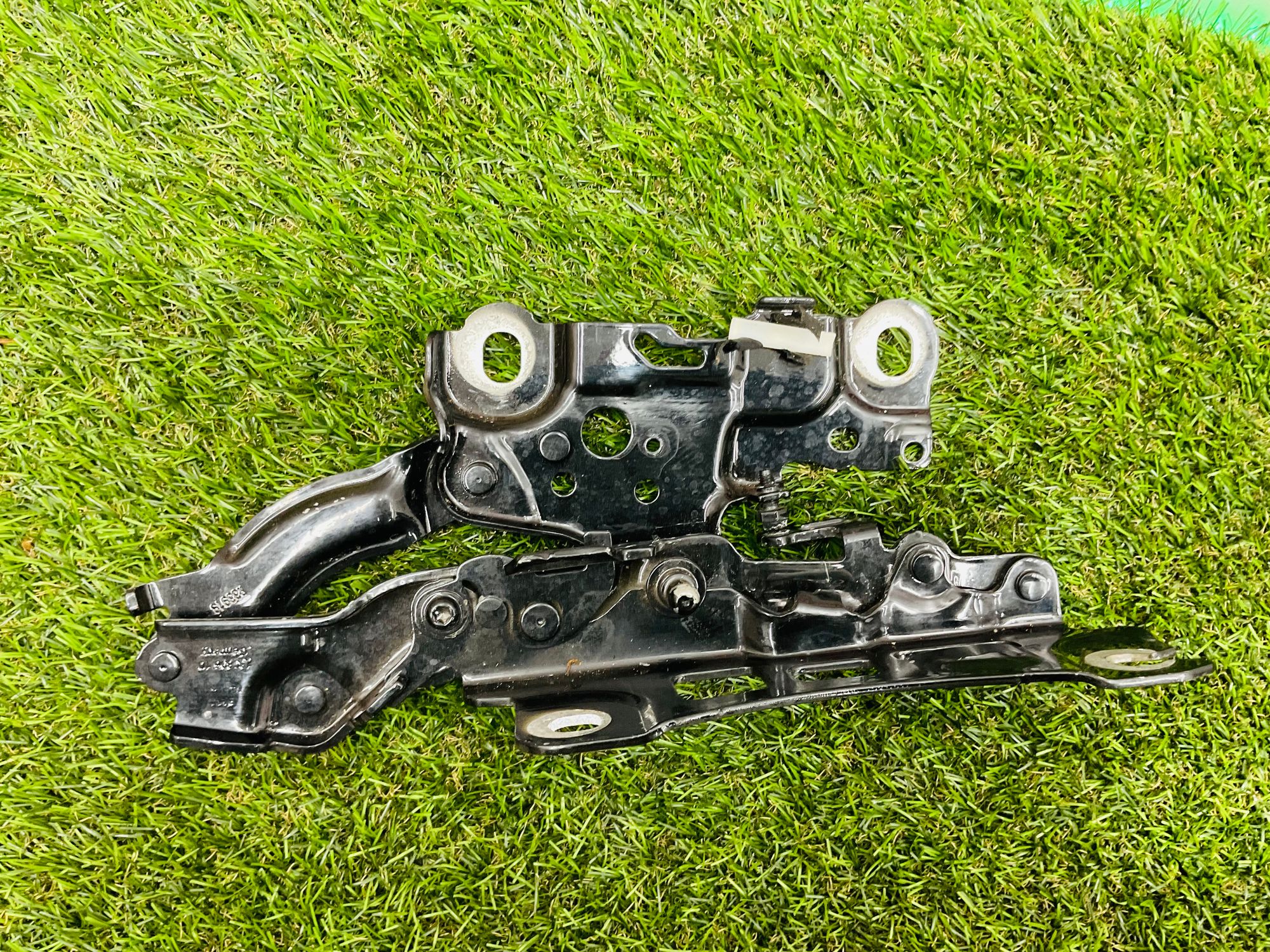 https://ycs.partsauto.market/partsauto-images/thmbs/userImages/h353NjtZg3VDP19b5HMt7LlpbQ93/part/2b357375-932e-4d20-a669-d54ef73123b6_1785421067682.jpg