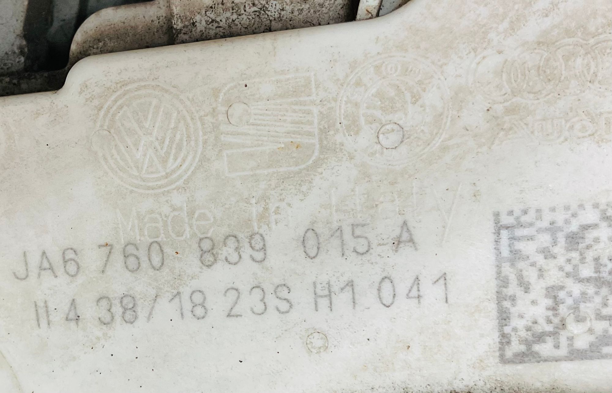 https://ycs.partsauto.market/partsauto-images/thmbs/userImages/h353NjtZg3VDP19b5HMt7LlpbQ93/part/2b461afa-50b2-46a4-9184-5025884d5a9f_1786352957685.jpg