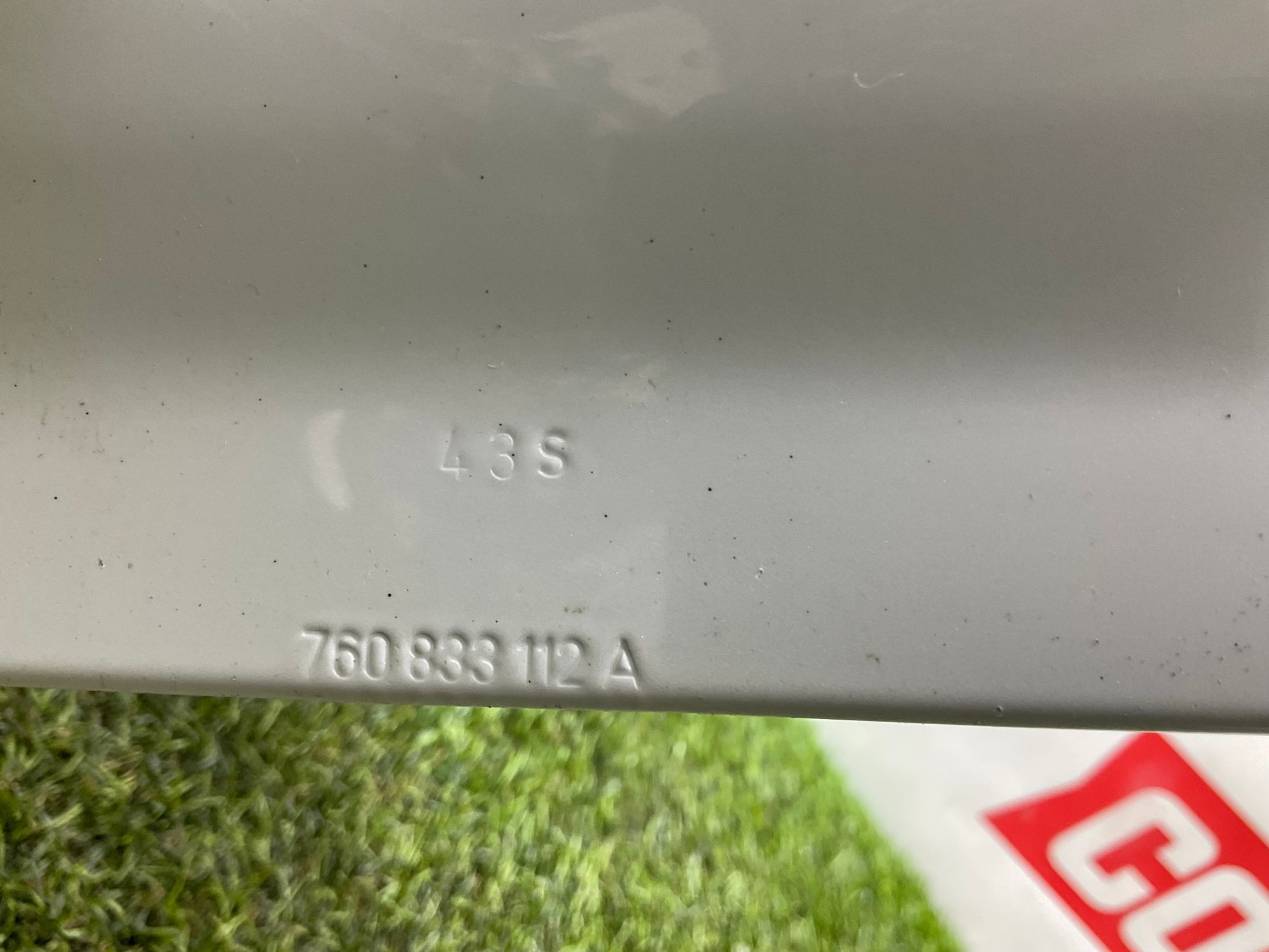 https://ycs.partsauto.market/partsauto-images/thmbs/userImages/h353NjtZg3VDP19b5HMt7LlpbQ93/part/2babad41-e7e9-421d-9580-11f4ae1895cb_1786105467439.jpg