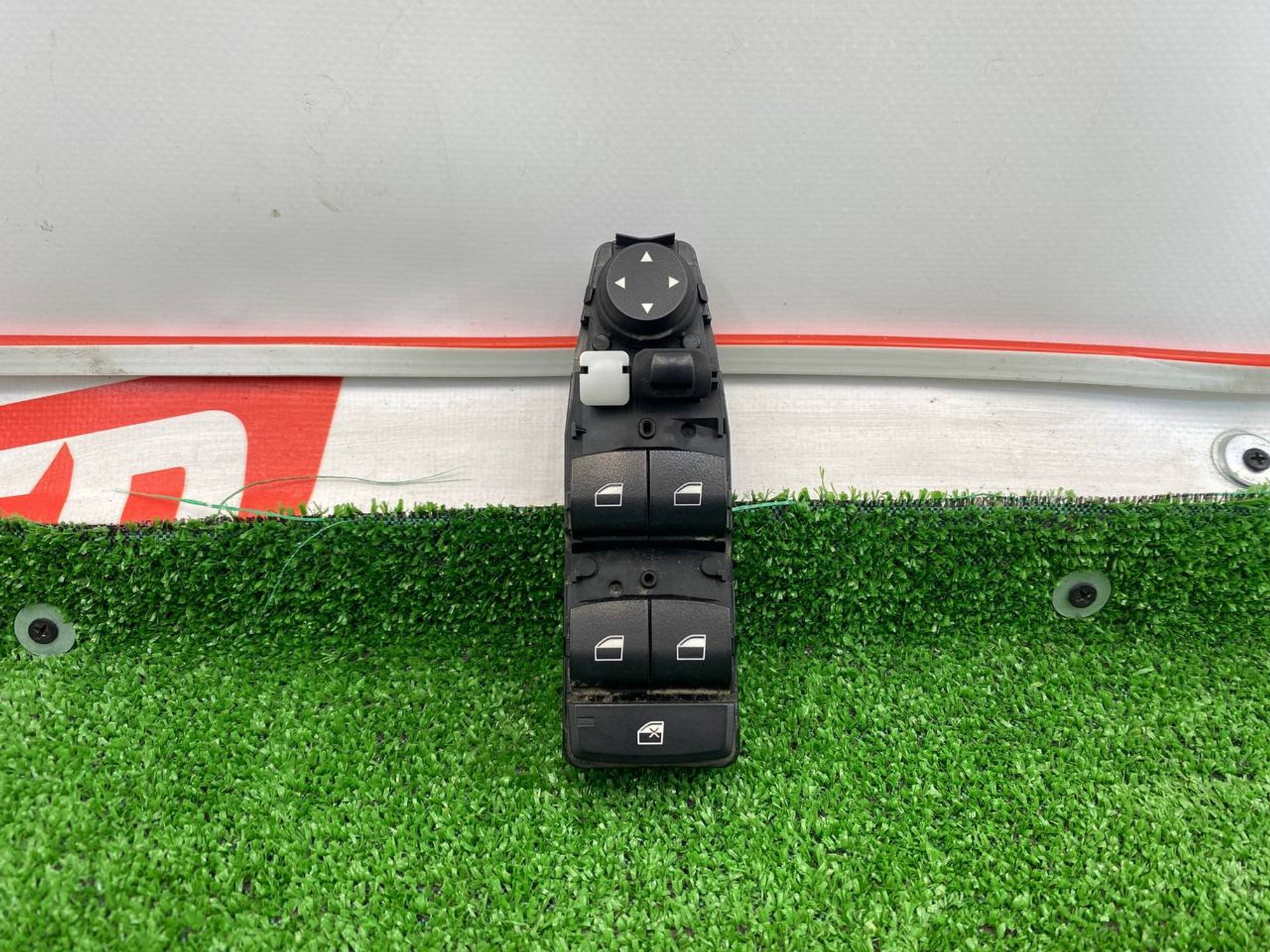 https://ycs.partsauto.market/partsauto-images/thmbs/userImages/h353NjtZg3VDP19b5HMt7LlpbQ93/part/2cca51b0-79b5-4d3b-8017-dc59cad7a43b_1744038338295.jpg