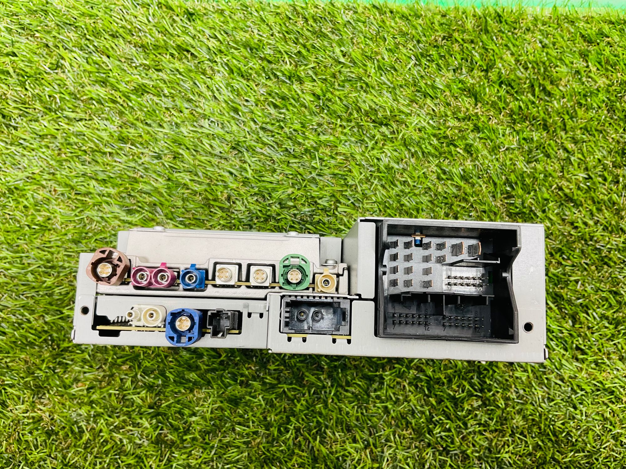 https://ycs.partsauto.market/partsauto-images/thmbs/userImages/h353NjtZg3VDP19b5HMt7LlpbQ93/part/2d735c66-08f5-4102-b1dc-6b16cc6137d0_1785574822464.jpg