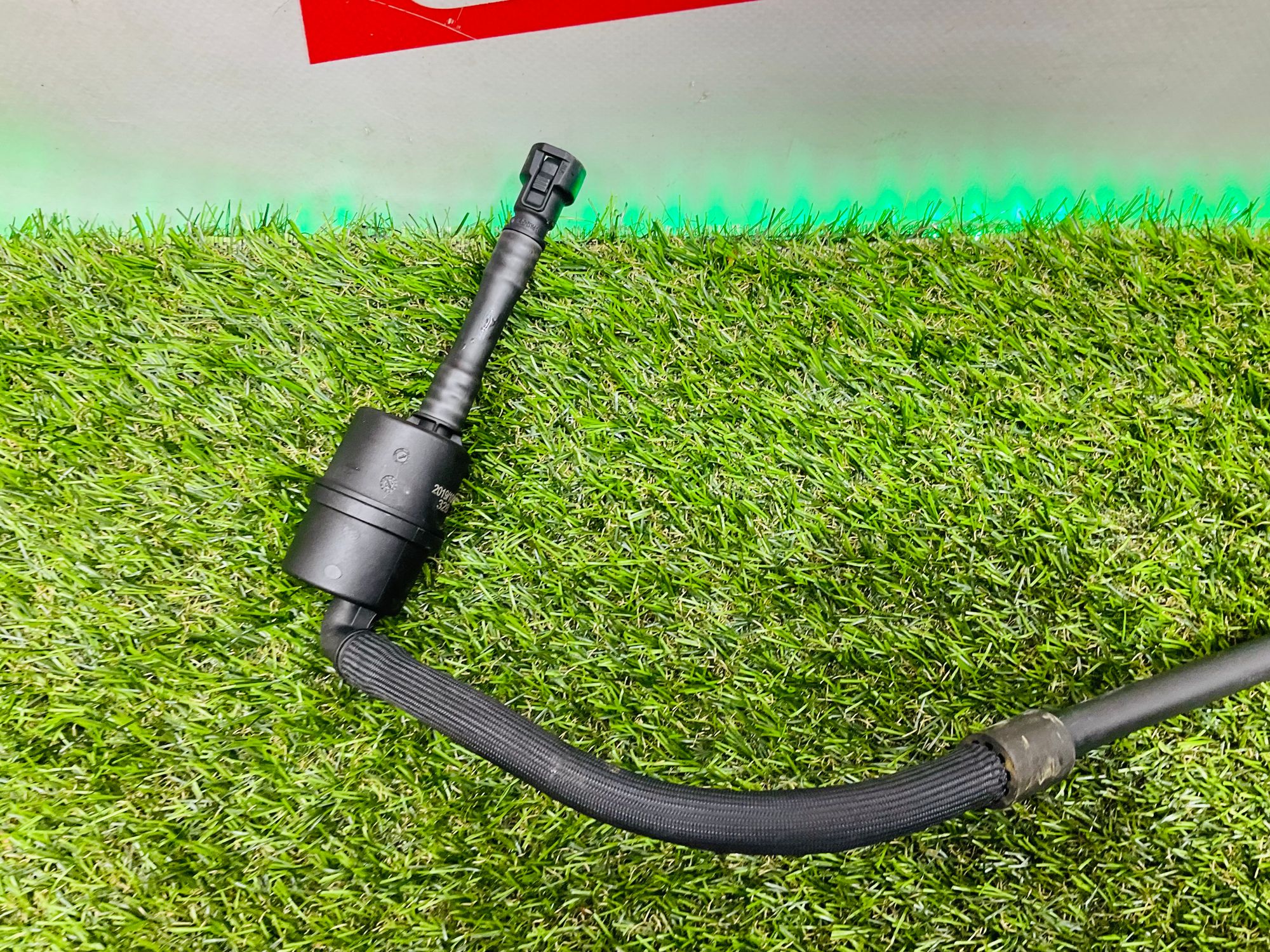 https://ycs.partsauto.market/partsauto-images/thmbs/userImages/h353NjtZg3VDP19b5HMt7LlpbQ93/part/2d8adec3-447a-446a-b5c2-c331da5c6d9e_1785331468387.jpg