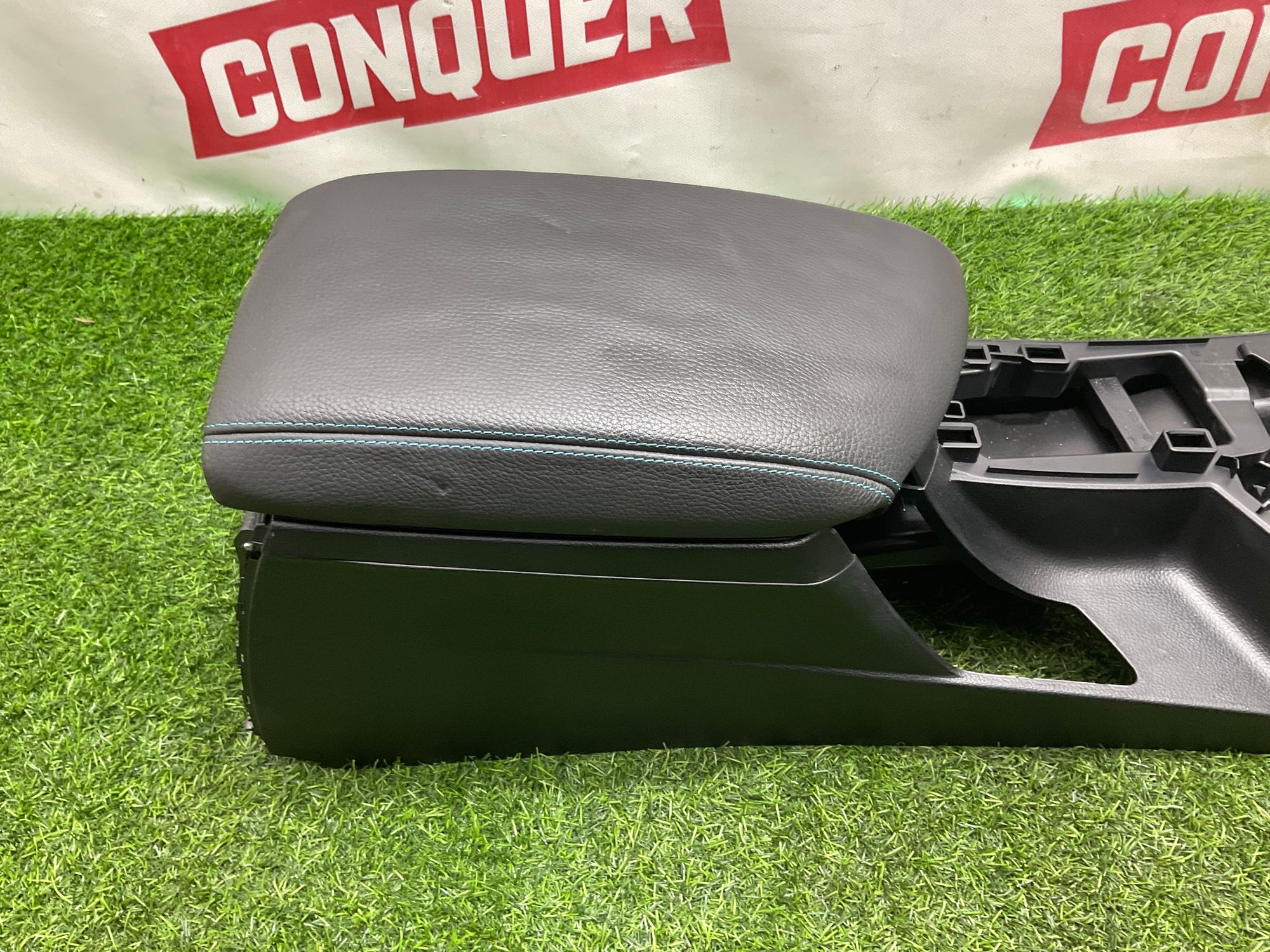 https://ycs.partsauto.market/partsauto-images/thmbs/userImages/h353NjtZg3VDP19b5HMt7LlpbQ93/part/2e0065fd-fd74-4caa-b86d-2f62d220b056_1734524030813.jpg