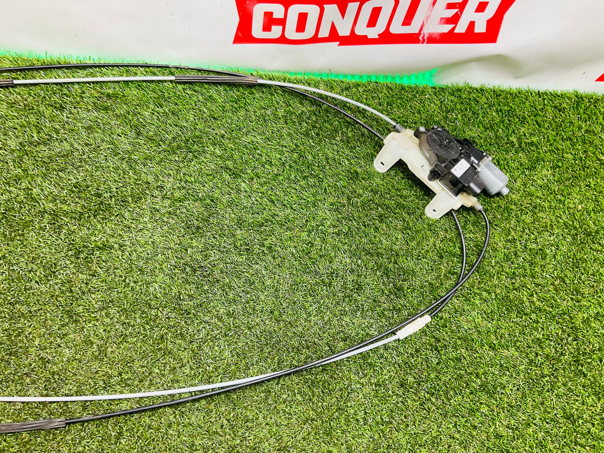 https://ycs.partsauto.market/partsauto-images/thmbs/userImages/h353NjtZg3VDP19b5HMt7LlpbQ93/part/2e3b2264-035e-4566-8c6f-1b4a1d60371e_1786778891126.jpg