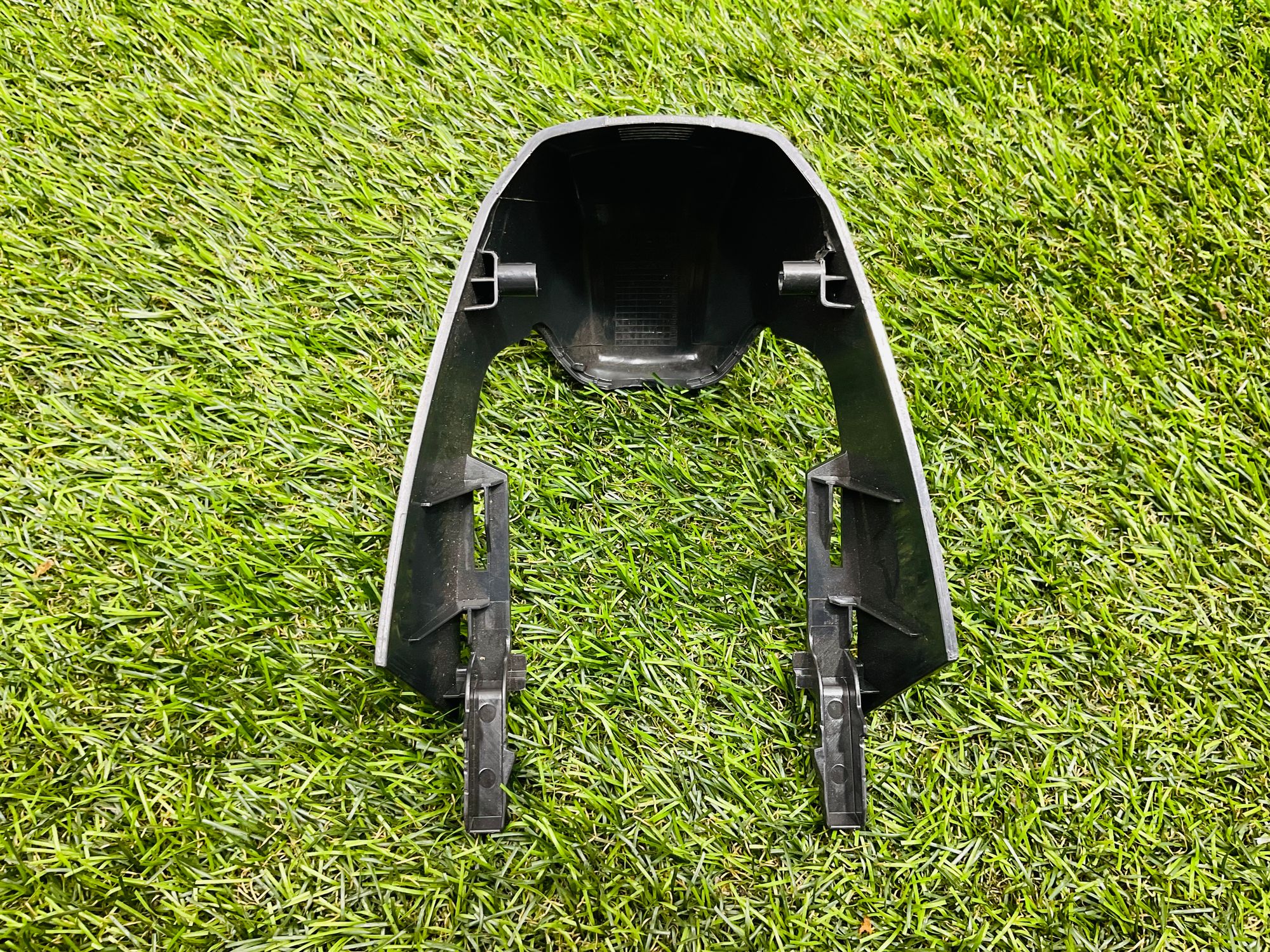 https://ycs.partsauto.market/partsauto-images/thmbs/userImages/h353NjtZg3VDP19b5HMt7LlpbQ93/part/2e6d1ff9-2911-4d19-813f-24ebfbd116ef_1785574469549.jpg