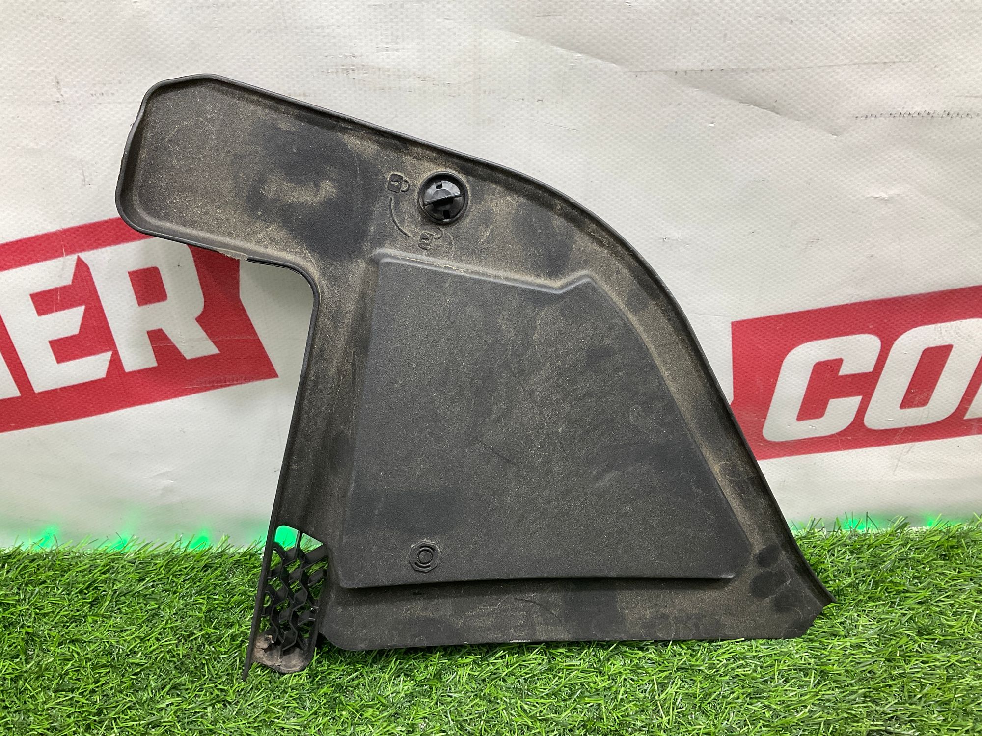 https://ycs.partsauto.market/partsauto-images/thmbs/userImages/h353NjtZg3VDP19b5HMt7LlpbQ93/part/2ec44e0d-410b-40f8-81cc-688d44c956bf_1734507265613.jpg