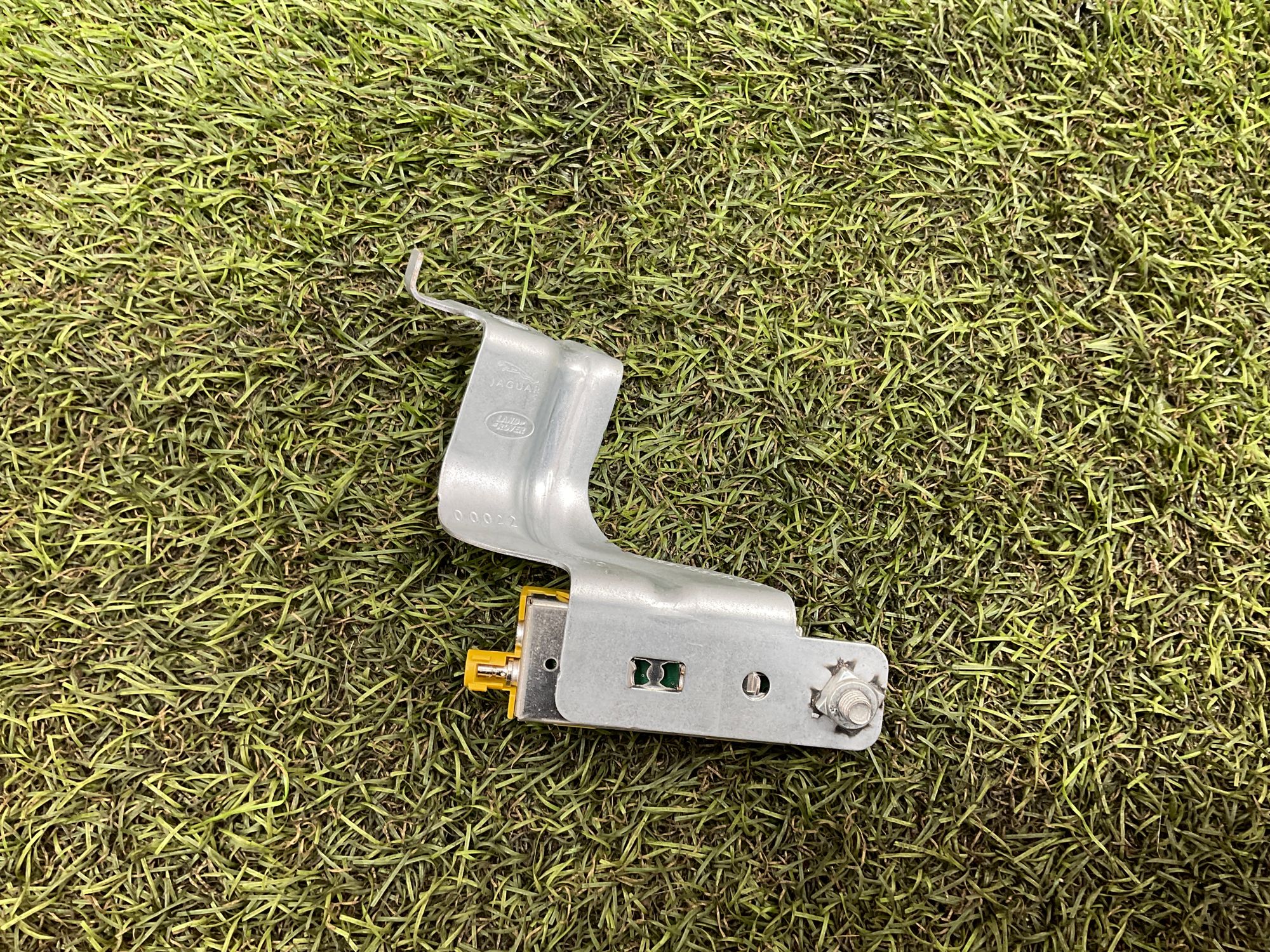 Усилитель антенны Land Rover Defender II 2022, 5000 рублей, Москва