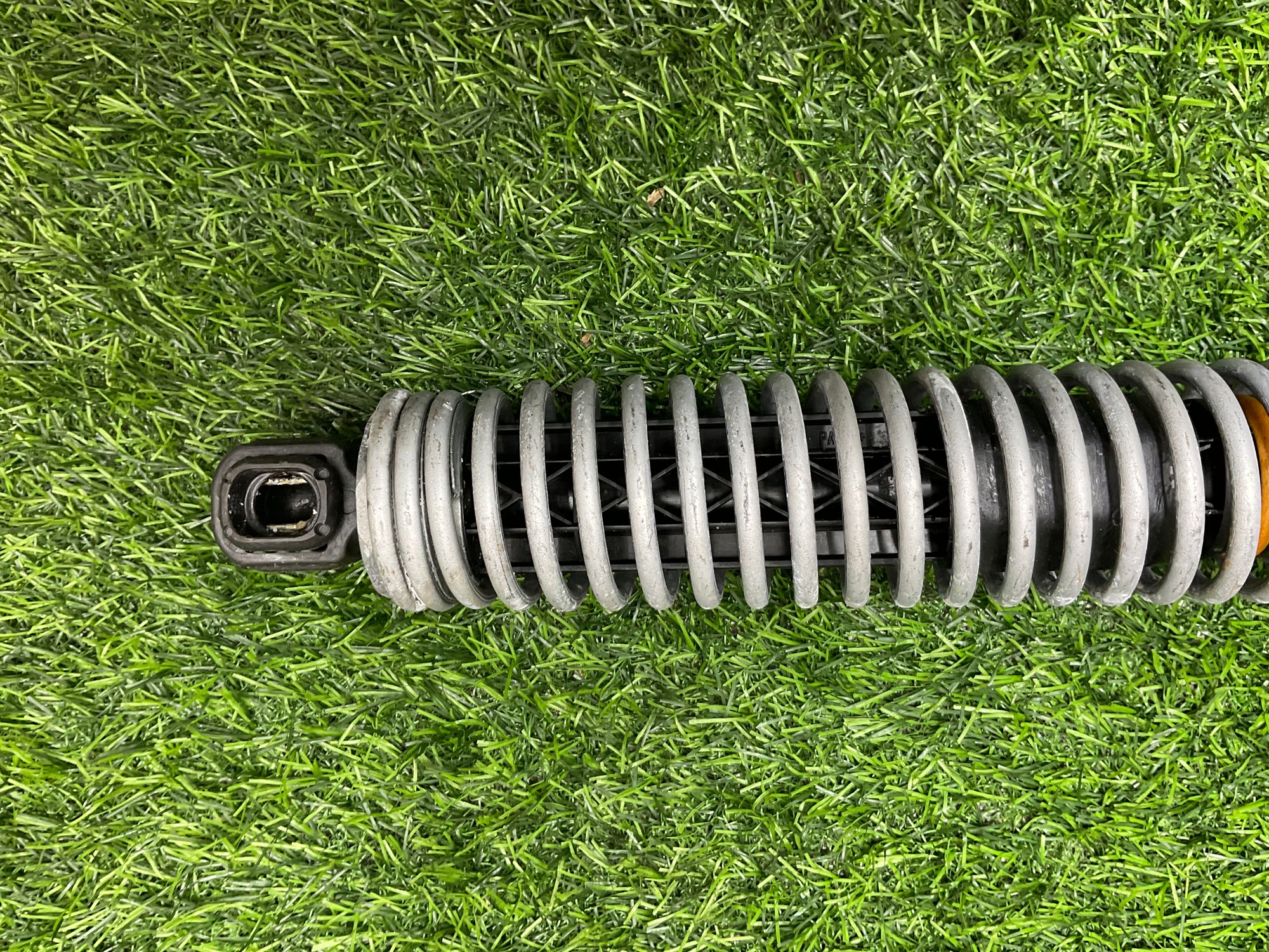 https://ycs.partsauto.market/partsauto-images/thmbs/userImages/h353NjtZg3VDP19b5HMt7LlpbQ93/part/2f5e0c6f-c8a2-442d-a55d-d6dd9d722e7f_1733919946323.jpg