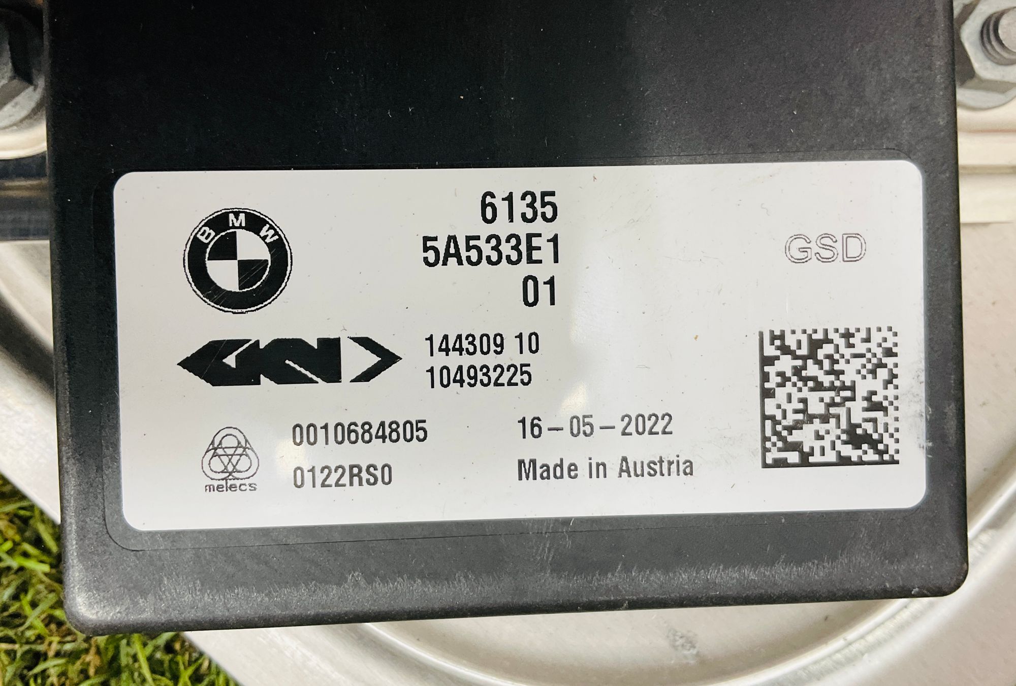 https://ycs.partsauto.market/partsauto-images/thmbs/userImages/h353NjtZg3VDP19b5HMt7LlpbQ93/part/2f6464f0-31c0-40ed-8417-61ddf6a36f8b_1779262815554.jpg