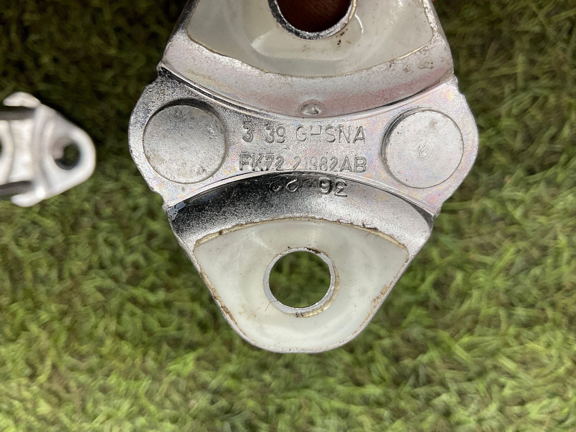 Ответная часть замка двери Land Rover Defender, II 2022, 500 рублей, Москва