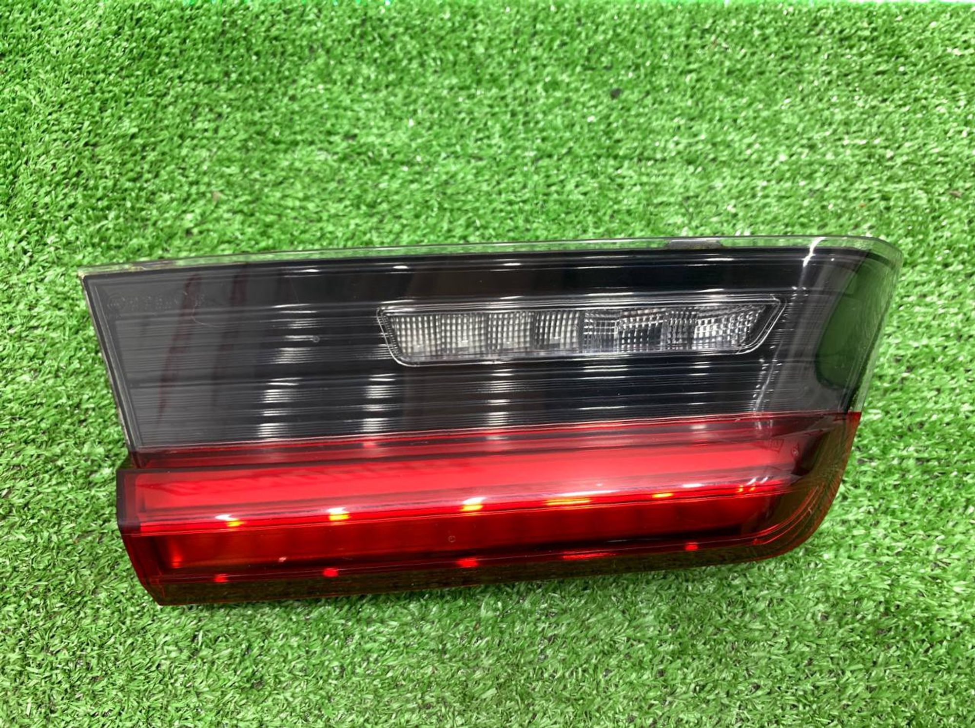 https://ycs.partsauto.market/partsauto-images/thmbs/userImages/h353NjtZg3VDP19b5HMt7LlpbQ93/part/2fb76a77-6dfd-4bb4-a3ce-5ce25e94c294_1719828210799.jpg