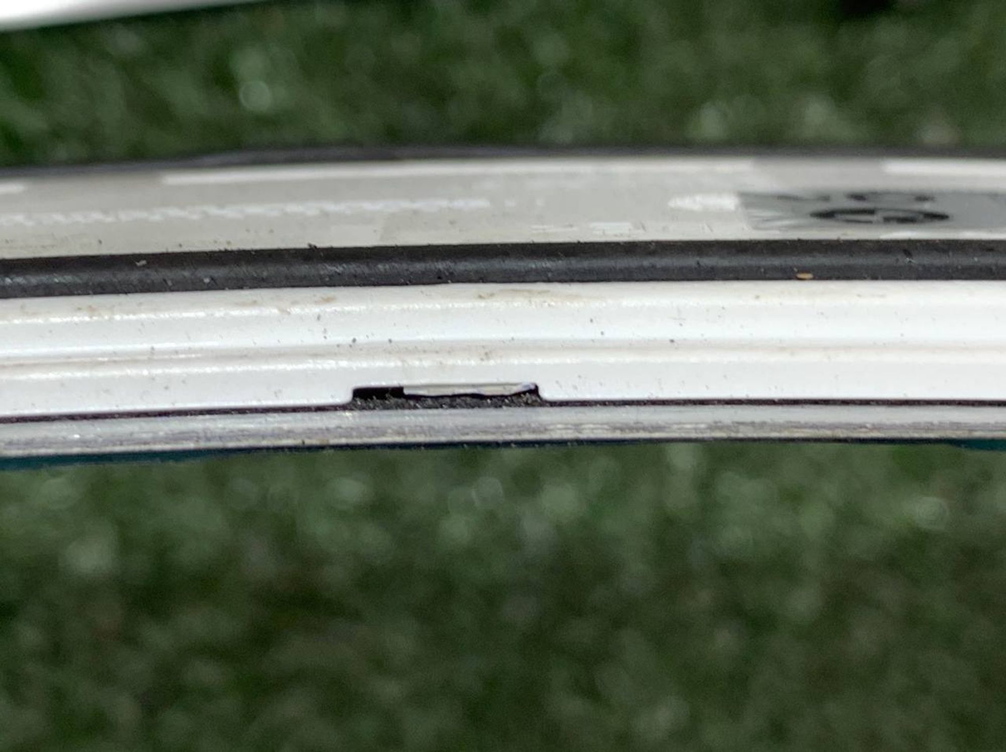 https://ycs.partsauto.market/partsauto-images/thmbs/userImages/h353NjtZg3VDP19b5HMt7LlpbQ93/part/2fe18a1e-3286-4a72-a461-0df0eb3eaa3b_1731144415771.jpg