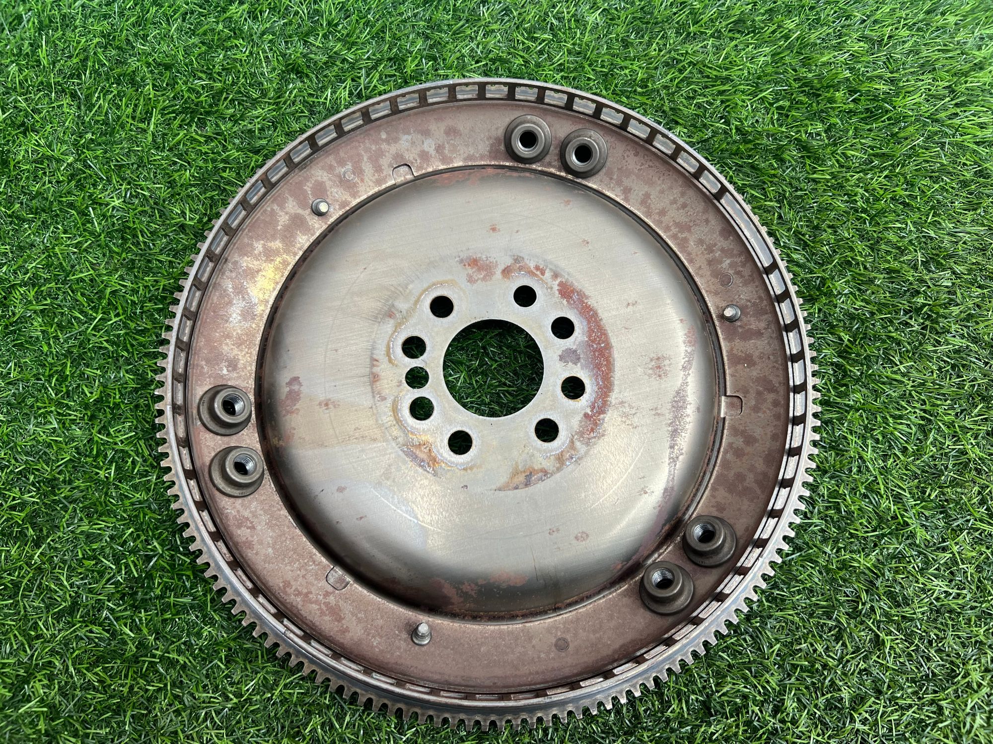 https://ycs.partsauto.market/partsauto-images/thmbs/userImages/h353NjtZg3VDP19b5HMt7LlpbQ93/part/2ffece5a-45d4-4f3f-aef4-552ef54ed7aa_1743606907103.jpg