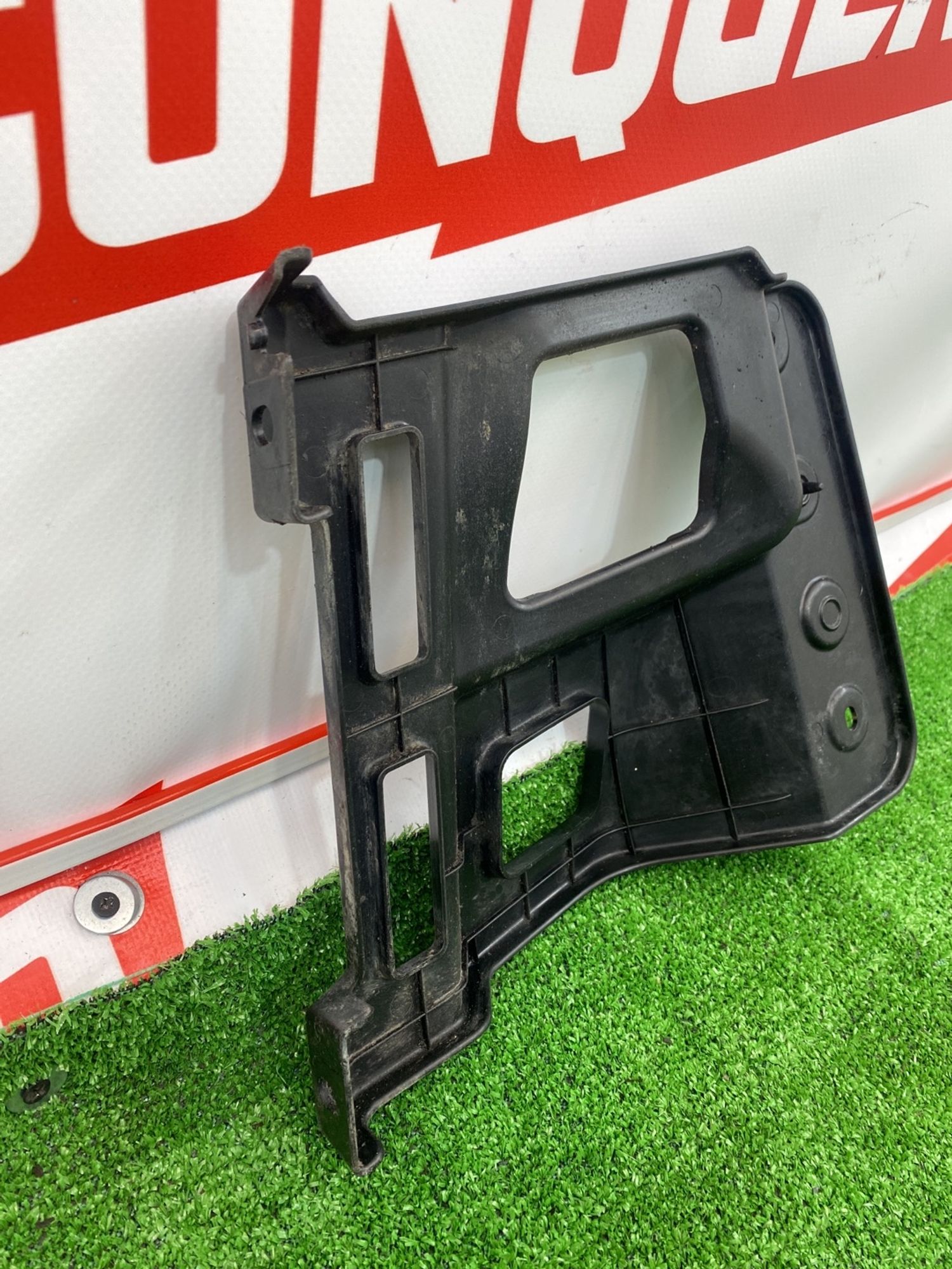 https://ycs.partsauto.market/partsauto-images/thmbs/userImages/h353NjtZg3VDP19b5HMt7LlpbQ93/part/3044f291-ea30-42b1-8057-938477767ffa_1741865252754.jpg