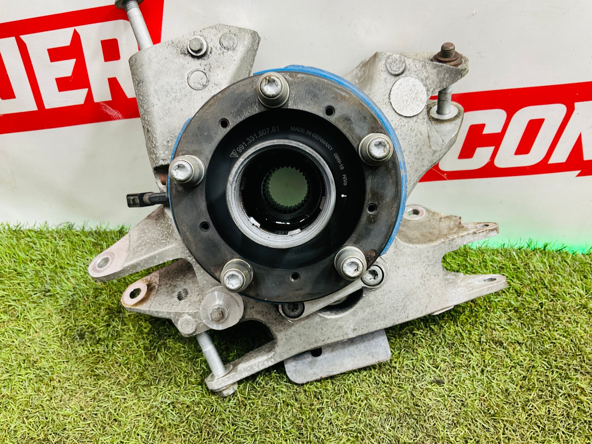 https://ycs.partsauto.market/partsauto-images/thmbs/userImages/h353NjtZg3VDP19b5HMt7LlpbQ93/part/3085d6f5-c270-42ee-a829-39757c1bf76a_1779452004542.jpg