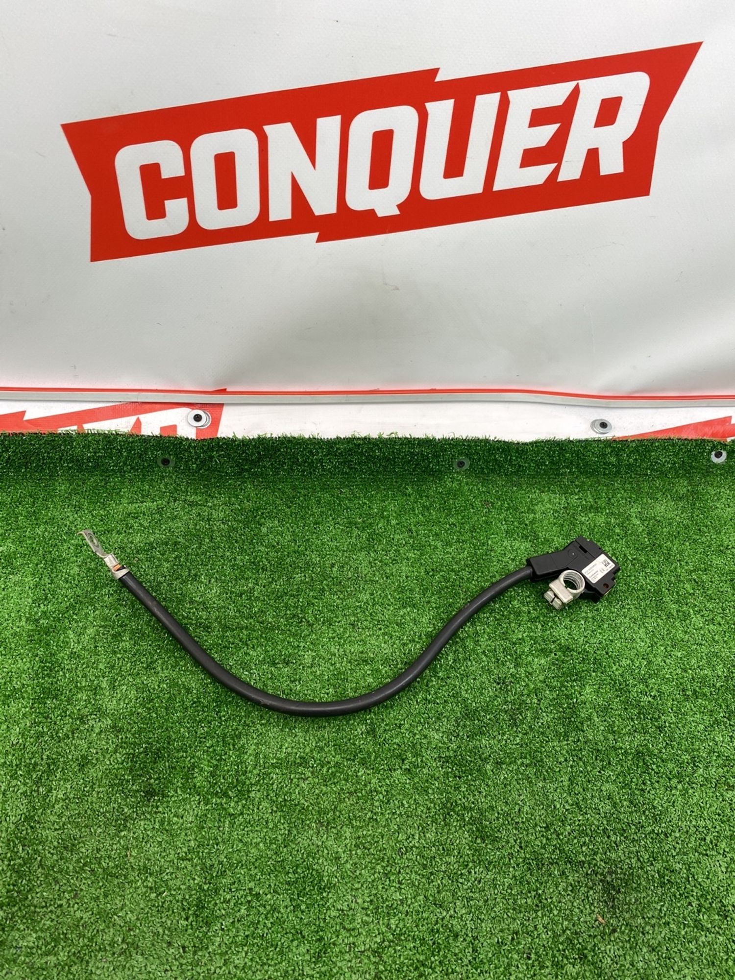 https://ycs.partsauto.market/partsauto-images/thmbs/userImages/h353NjtZg3VDP19b5HMt7LlpbQ93/part/30d16560-7f98-4ff5-bf85-116762f5130d_1742805515595.jpg