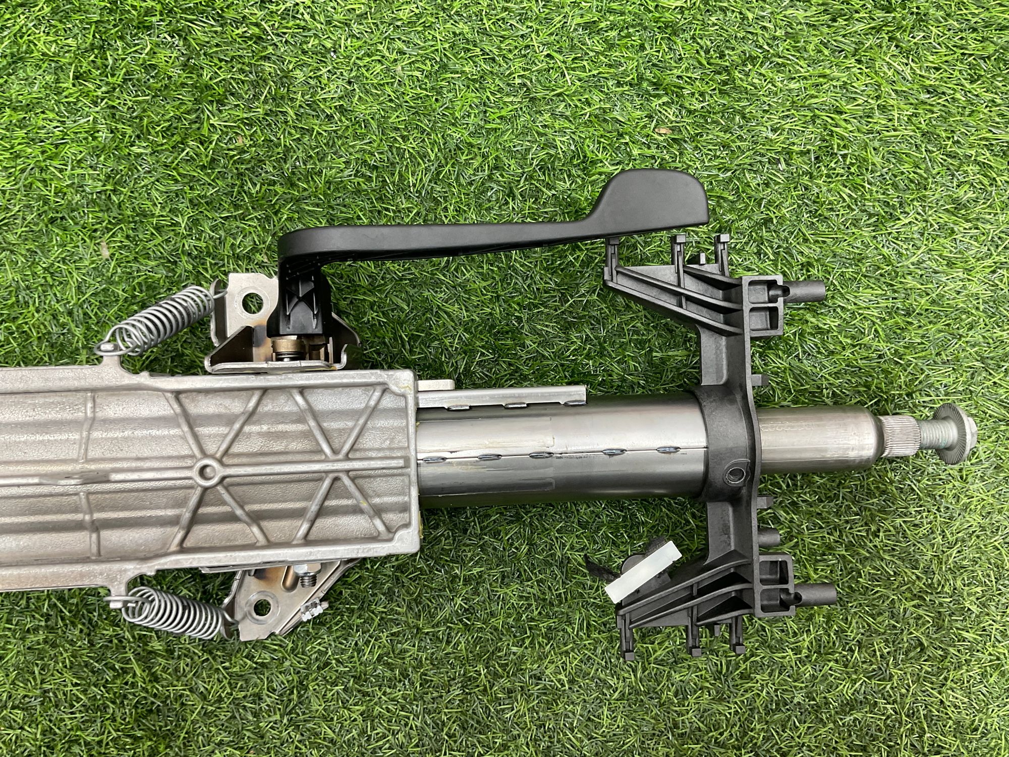 https://ycs.partsauto.market/partsauto-images/thmbs/userImages/h353NjtZg3VDP19b5HMt7LlpbQ93/part/313dd5fd-62aa-4ee0-9c23-0be900437da2_1736324698460.jpg