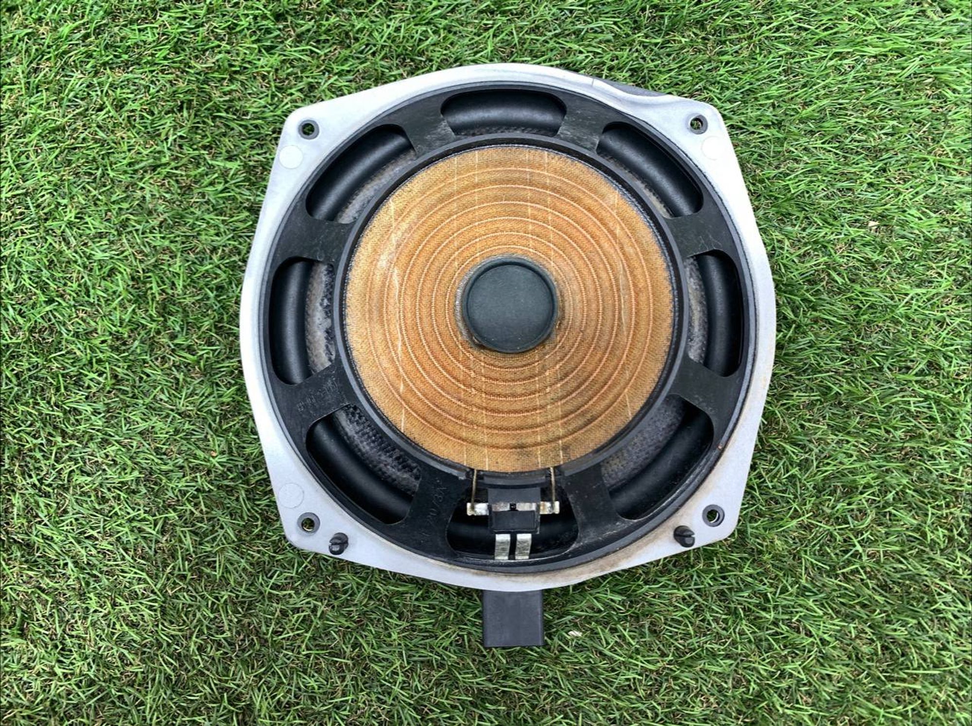 https://ycs.partsauto.market/partsauto-images/thmbs/userImages/h353NjtZg3VDP19b5HMt7LlpbQ93/part/3167c089-afee-41c9-a790-4957cabac45a_1714721742752.jpg