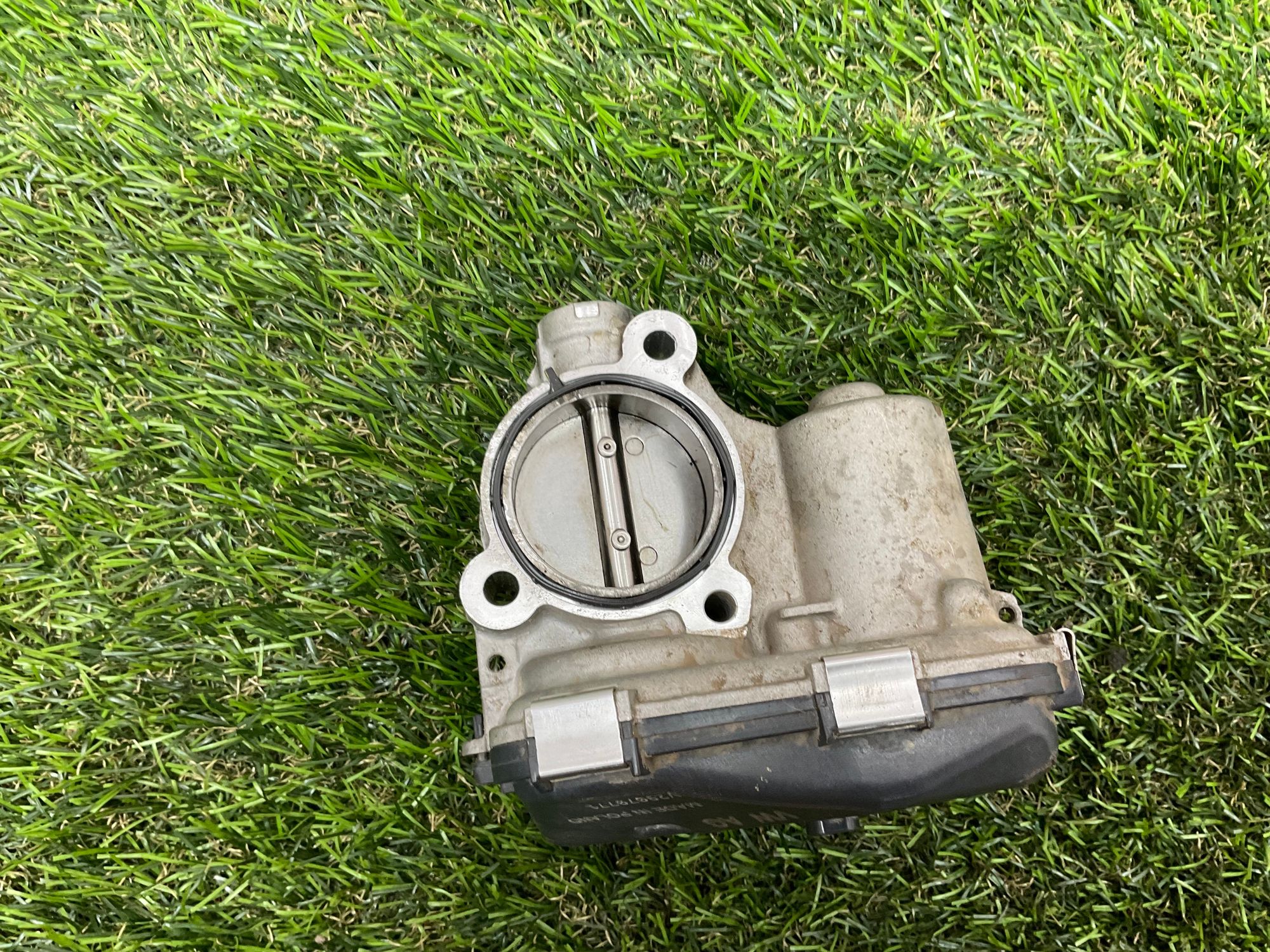 https://ycs.partsauto.market/partsauto-images/thmbs/userImages/h353NjtZg3VDP19b5HMt7LlpbQ93/part/3170a5cb-06c7-4cf8-919c-4deb974e473a_1786024227826.jpg