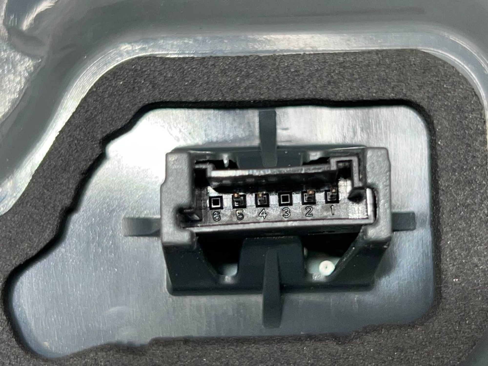 https://ycs.partsauto.market/partsauto-images/thmbs/userImages/h353NjtZg3VDP19b5HMt7LlpbQ93/part/317f8cef-6ff3-4db4-b92a-4b4a211bf2ad_1730194778359.jpg