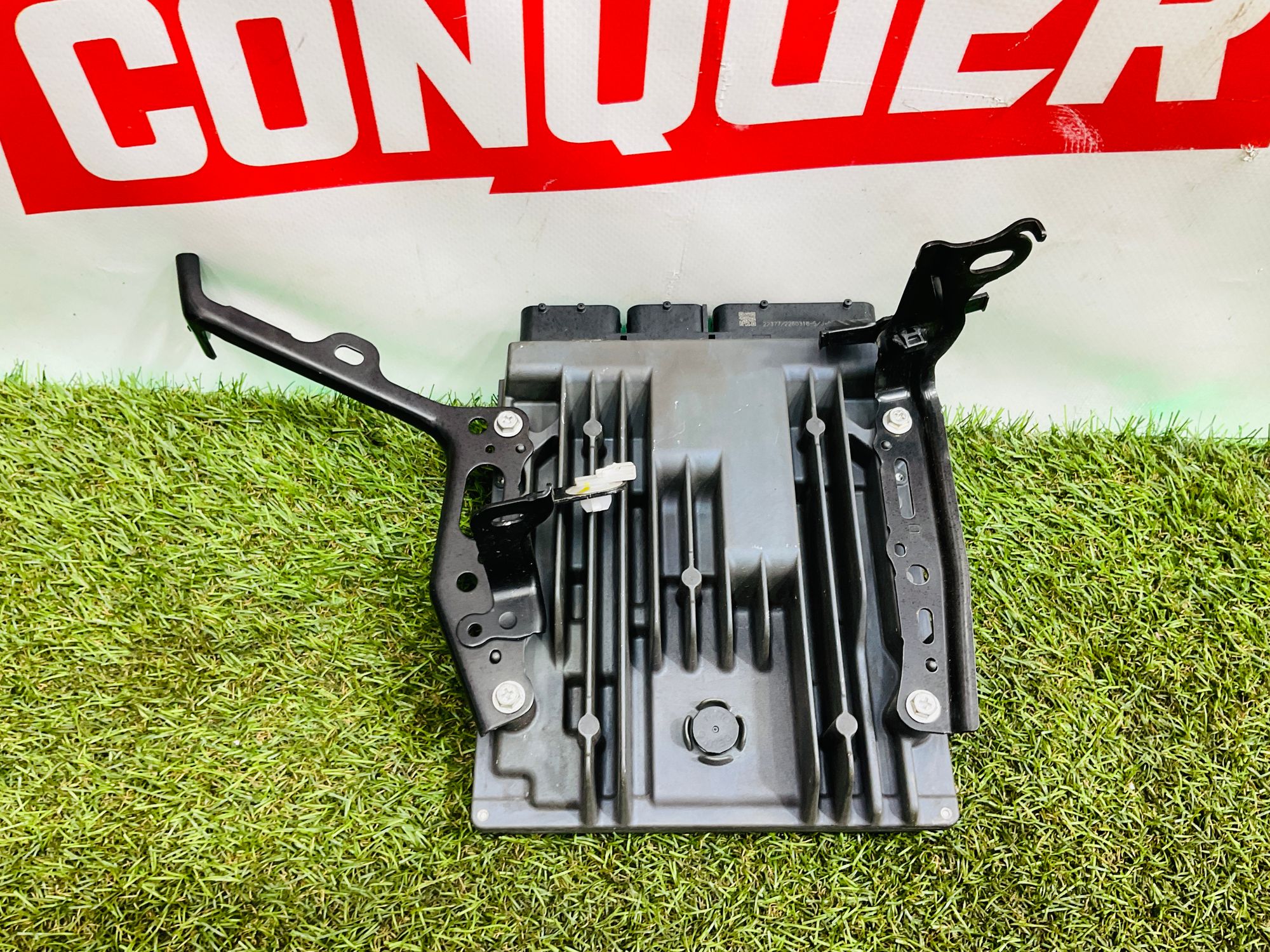 https://ycs.partsauto.market/partsauto-images/thmbs/userImages/h353NjtZg3VDP19b5HMt7LlpbQ93/part/318639af-8d79-4e49-ac0a-316fd2fc955b_1779804502299.jpg