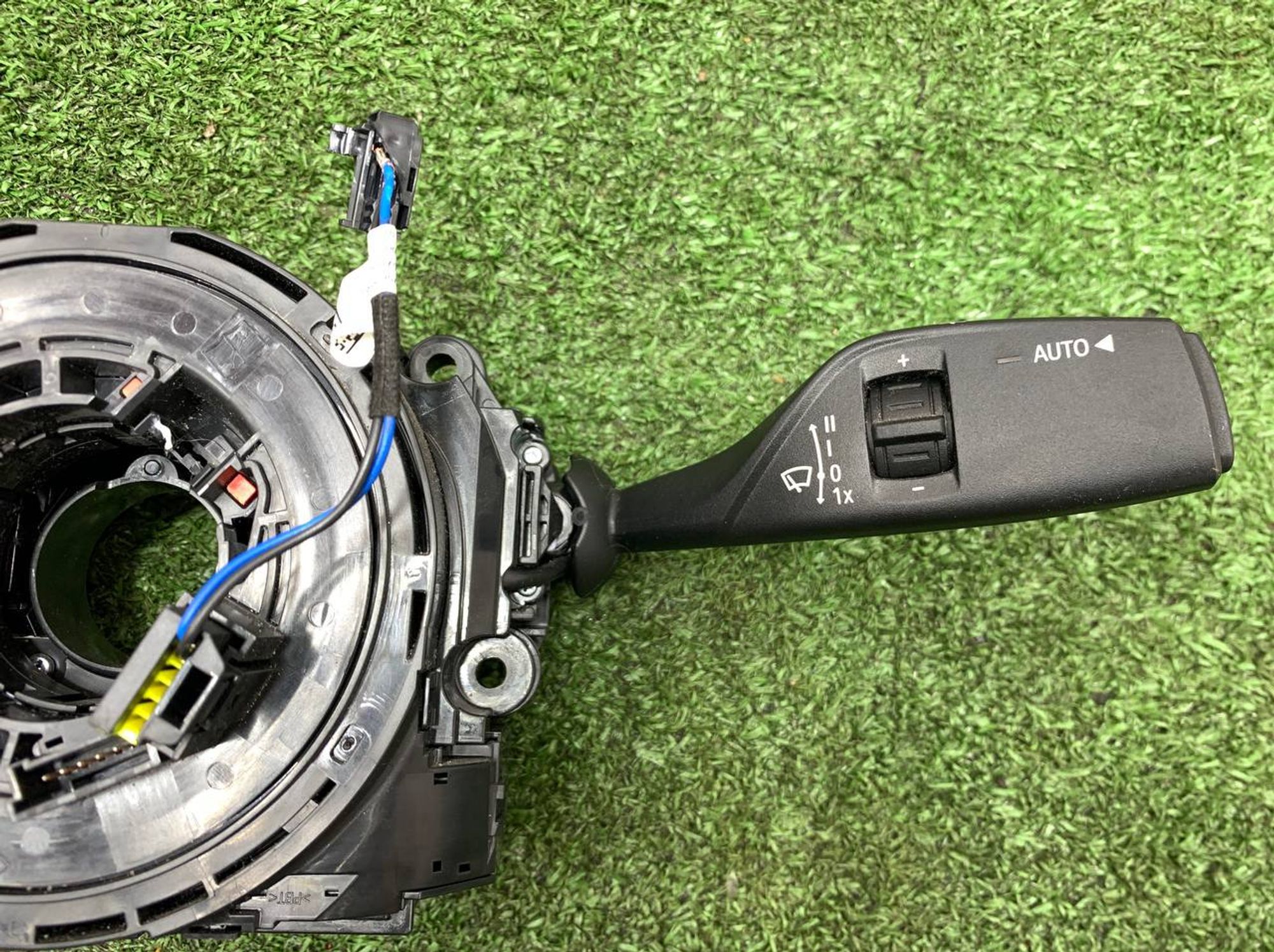 https://ycs.partsauto.market/partsauto-images/thmbs/userImages/h353NjtZg3VDP19b5HMt7LlpbQ93/part/31f009c9-b824-4008-beba-50d6ecc9034b_1727077472347.jpg