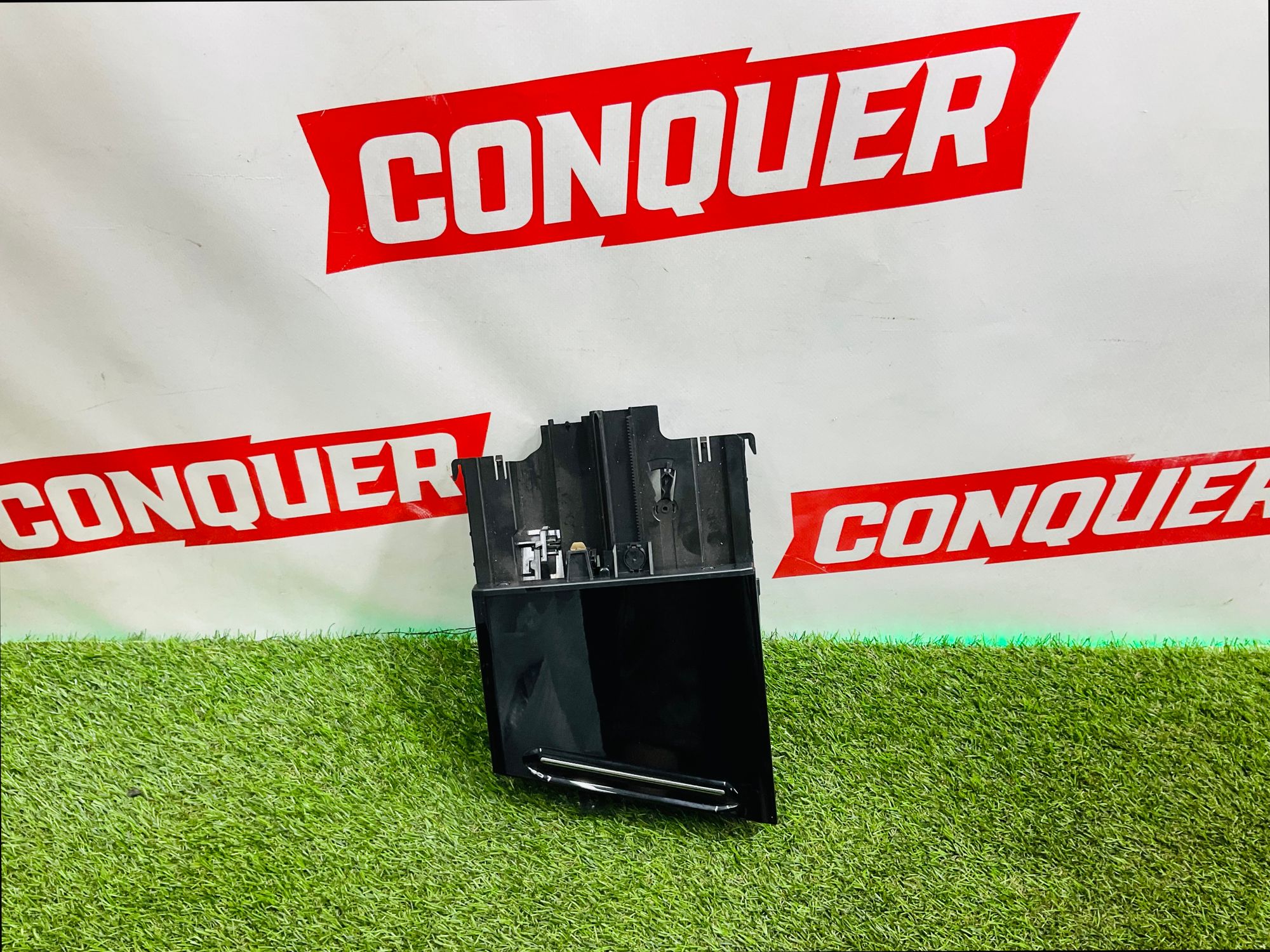 https://ycs.partsauto.market/partsauto-images/thmbs/userImages/h353NjtZg3VDP19b5HMt7LlpbQ93/part/3243a305-fd7e-420d-a33d-e595b436430e_1785850473369.jpg