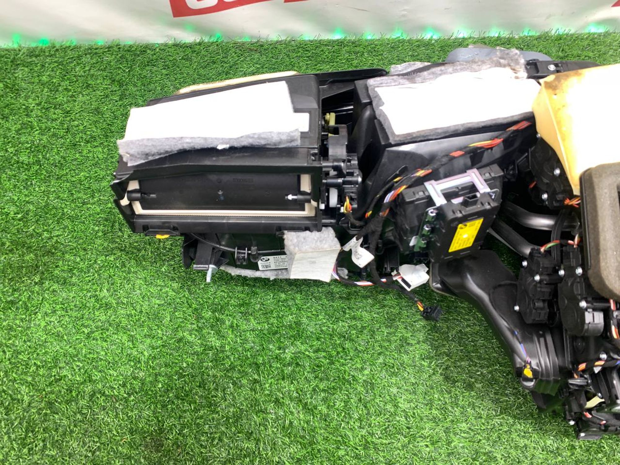 https://ycs.partsauto.market/partsauto-images/thmbs/userImages/h353NjtZg3VDP19b5HMt7LlpbQ93/part/32953379-a900-408c-82df-d311d29ec548_1733304948633.jpg