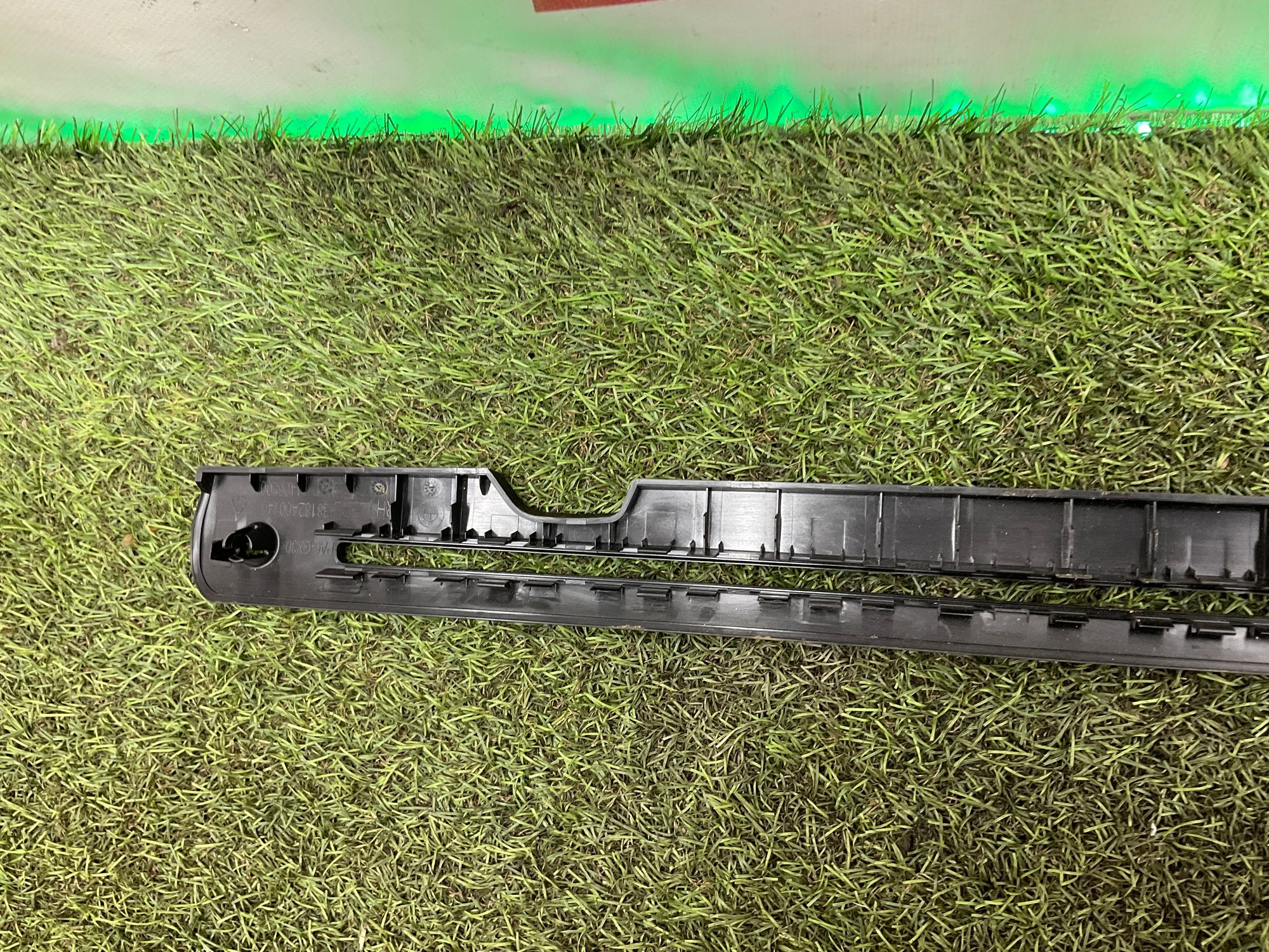 Накладка шторки заднего стекла правая BMW X5 M F85 2016, 1000 рублей, Москва