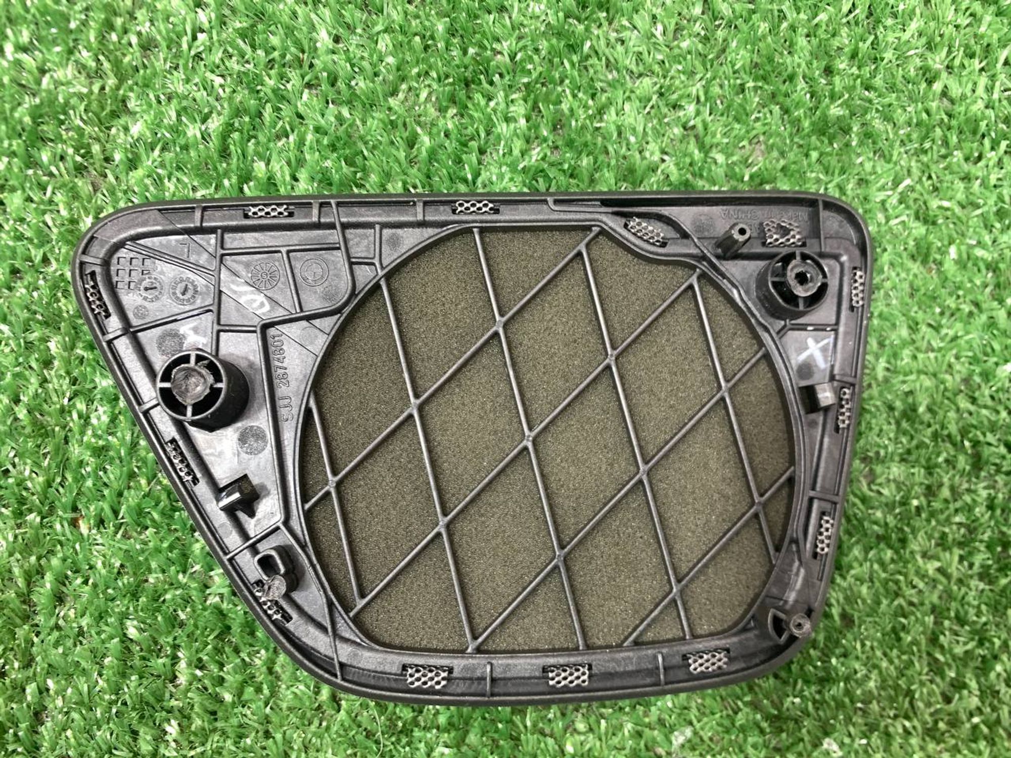 https://ycs.partsauto.market/partsauto-images/thmbs/userImages/h353NjtZg3VDP19b5HMt7LlpbQ93/part/32c142cc-d1c4-467a-9585-233bd1c00b36_1729172190672.jpg