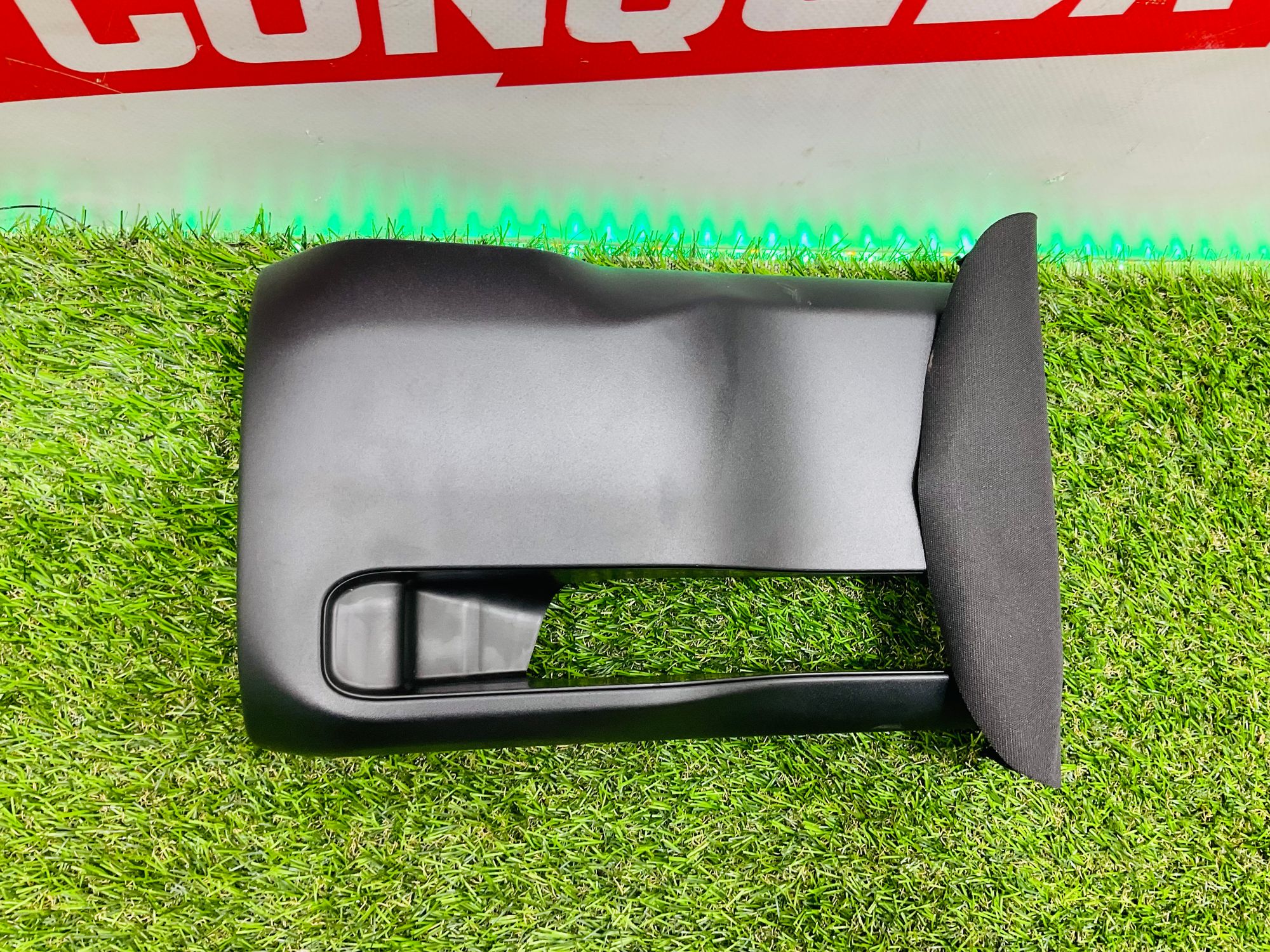 https://ycs.partsauto.market/partsauto-images/thmbs/userImages/h353NjtZg3VDP19b5HMt7LlpbQ93/part/32c14737-23c3-42f2-a386-3dc80fca1112_1781522832119.jpg