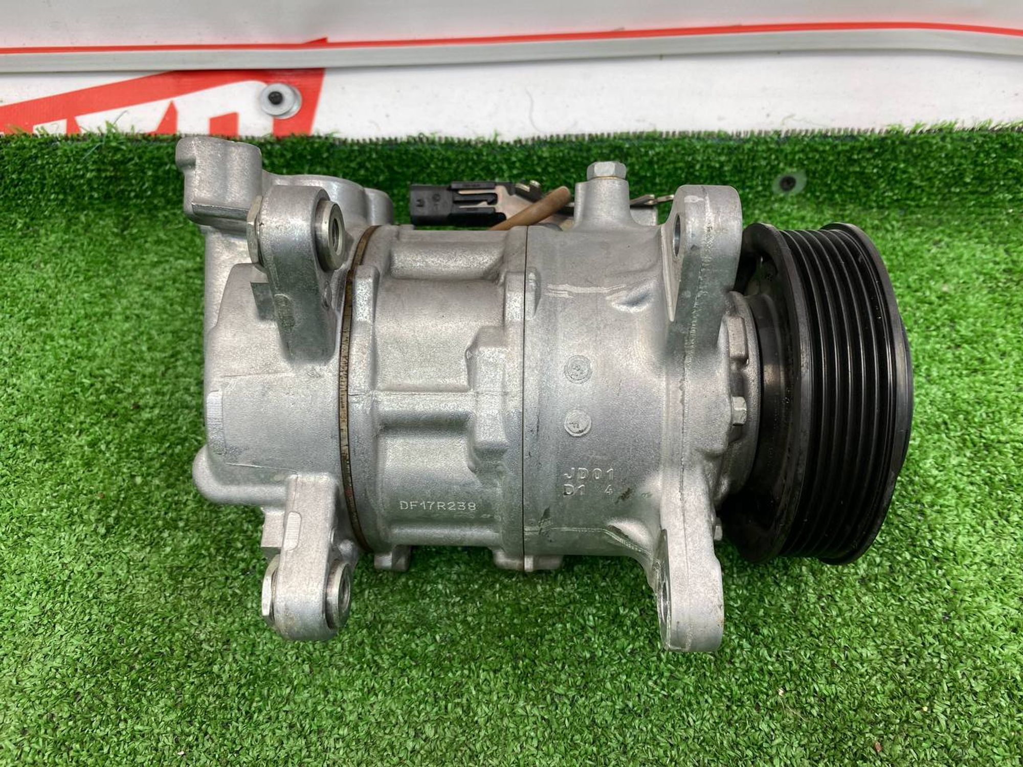 https://ycs.partsauto.market/partsauto-images/thmbs/userImages/h353NjtZg3VDP19b5HMt7LlpbQ93/part/33a9b282-ec5e-4d5f-ae6d-f69add67df6b_1747993779233.jpg