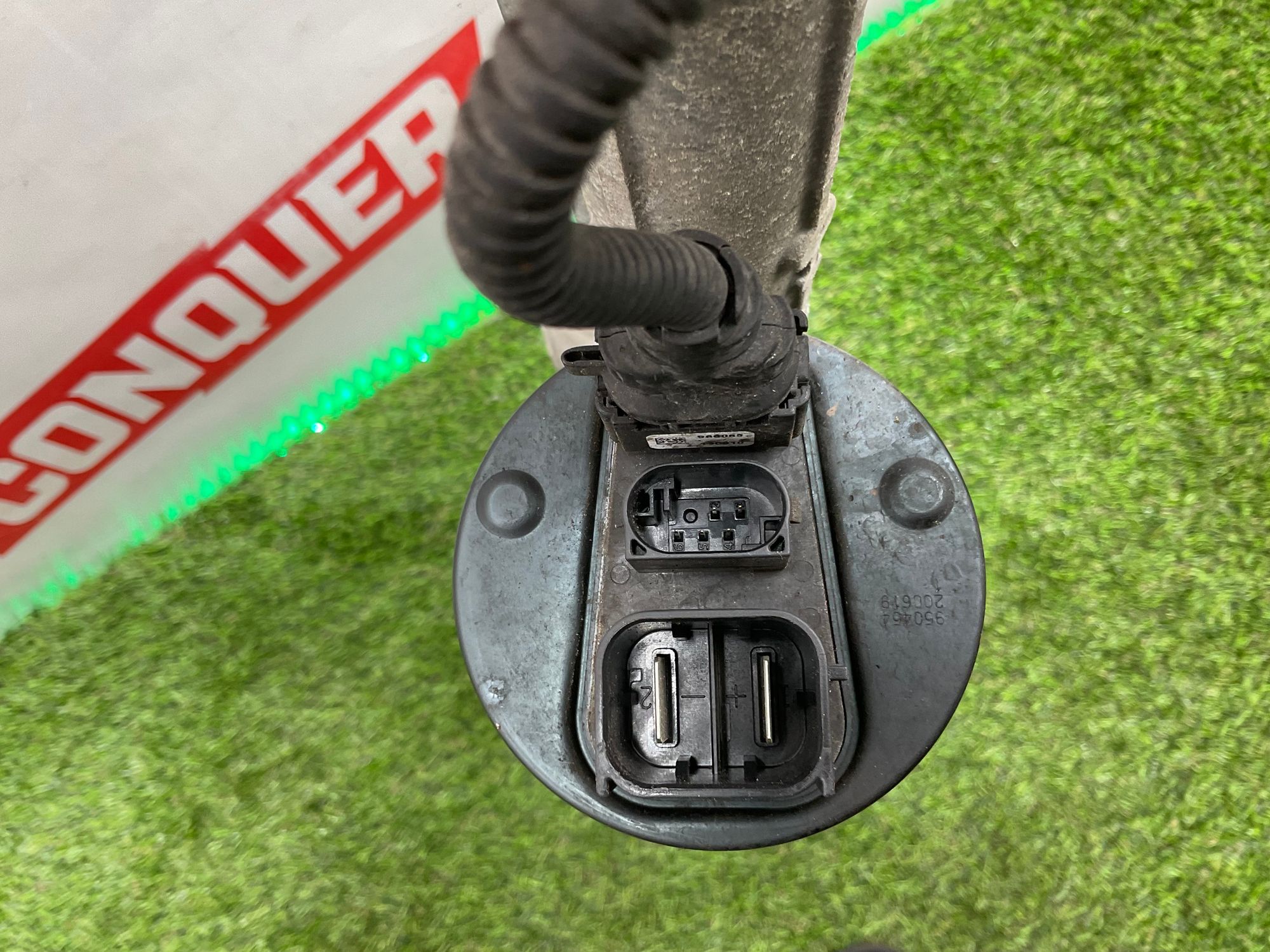 https://ycs.partsauto.market/partsauto-images/thmbs/userImages/h353NjtZg3VDP19b5HMt7LlpbQ93/part/33bc0fbe-3dee-446c-9e20-ba4ec8ab243e_1781596763642.jpg
