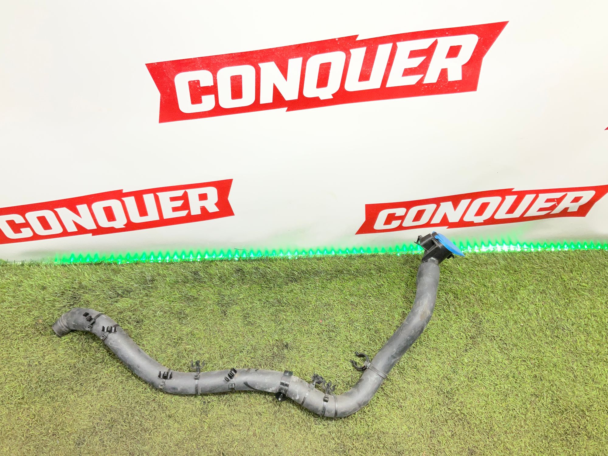 Заливная трубка бачка стеклоомывателя Land Rover Defender II 2022, 3000 рублей, Москва