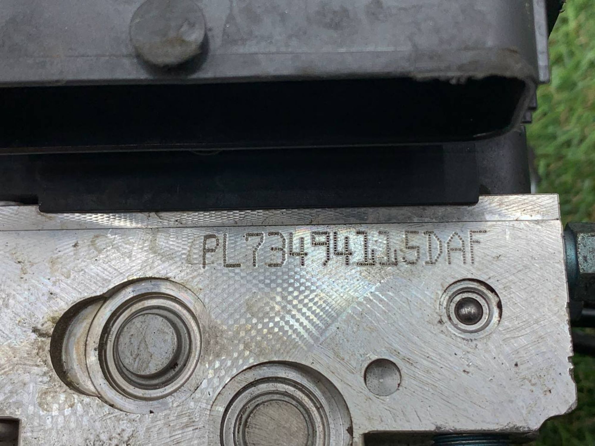 https://ycs.partsauto.market/partsauto-images/thmbs/userImages/h353NjtZg3VDP19b5HMt7LlpbQ93/part/34848248-97e2-4b15-b82d-4ebb35d9dbfc_1718096690545.jpg