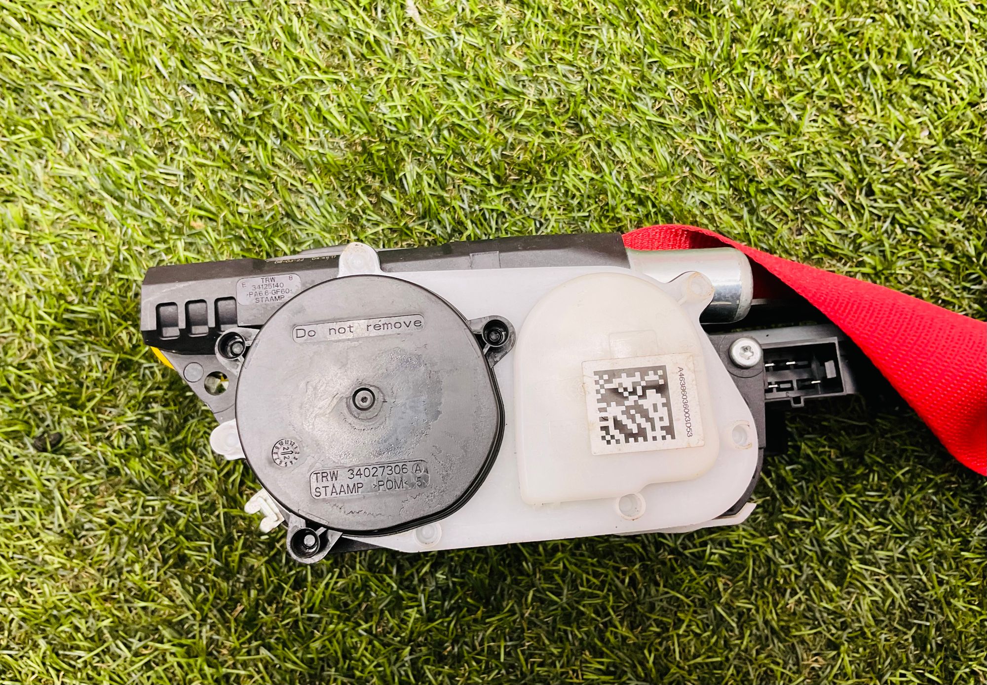 https://ycs.partsauto.market/partsauto-images/thmbs/userImages/h353NjtZg3VDP19b5HMt7LlpbQ93/part/351c8988-c3db-405a-ae33-10df71816fd0_1789476259103.jpg