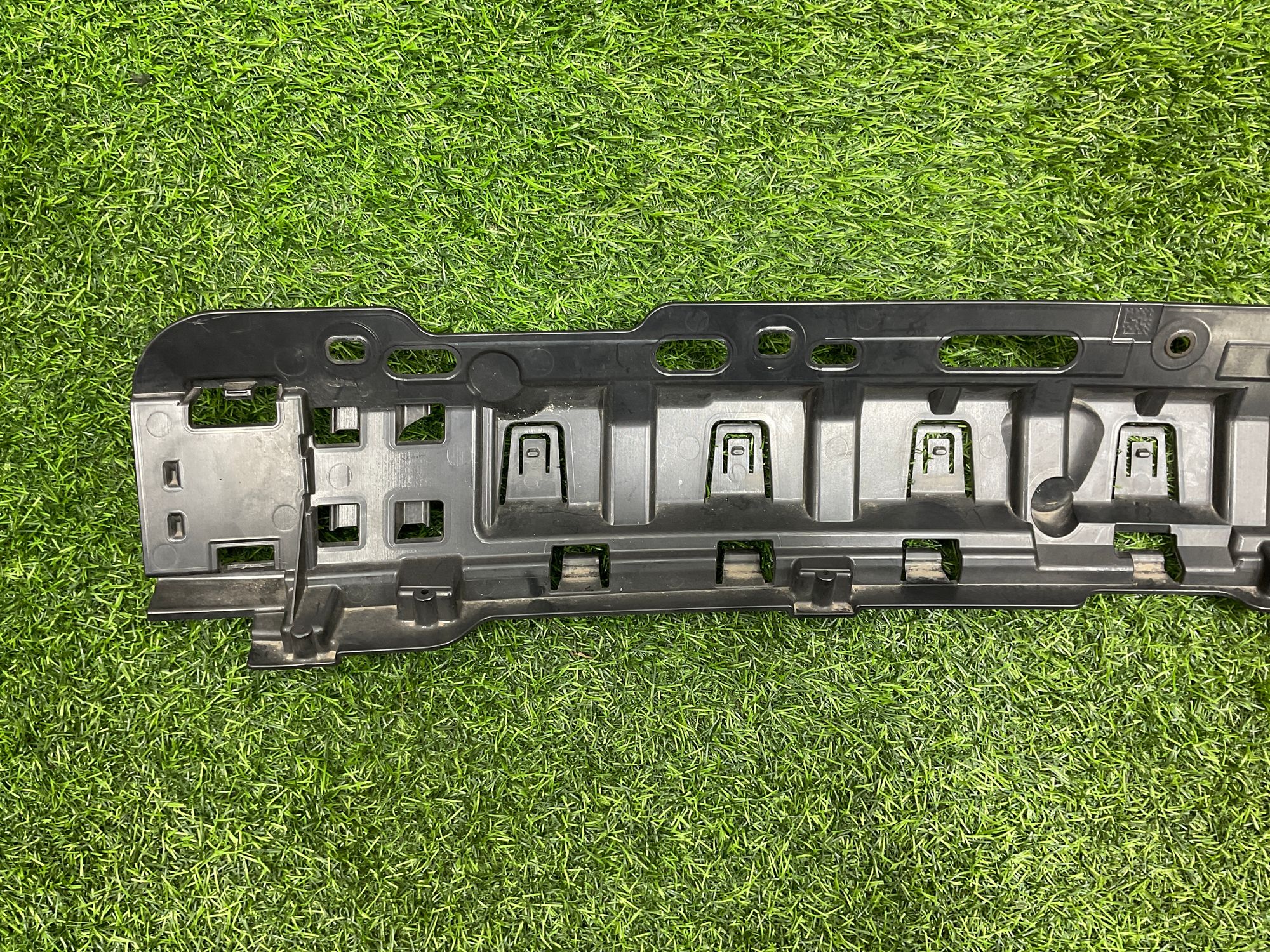 https://ycs.partsauto.market/partsauto-images/thmbs/userImages/h353NjtZg3VDP19b5HMt7LlpbQ93/part/351cc3fd-c264-4ade-9e1e-80bb21d9fe92_1734680465276.jpg
