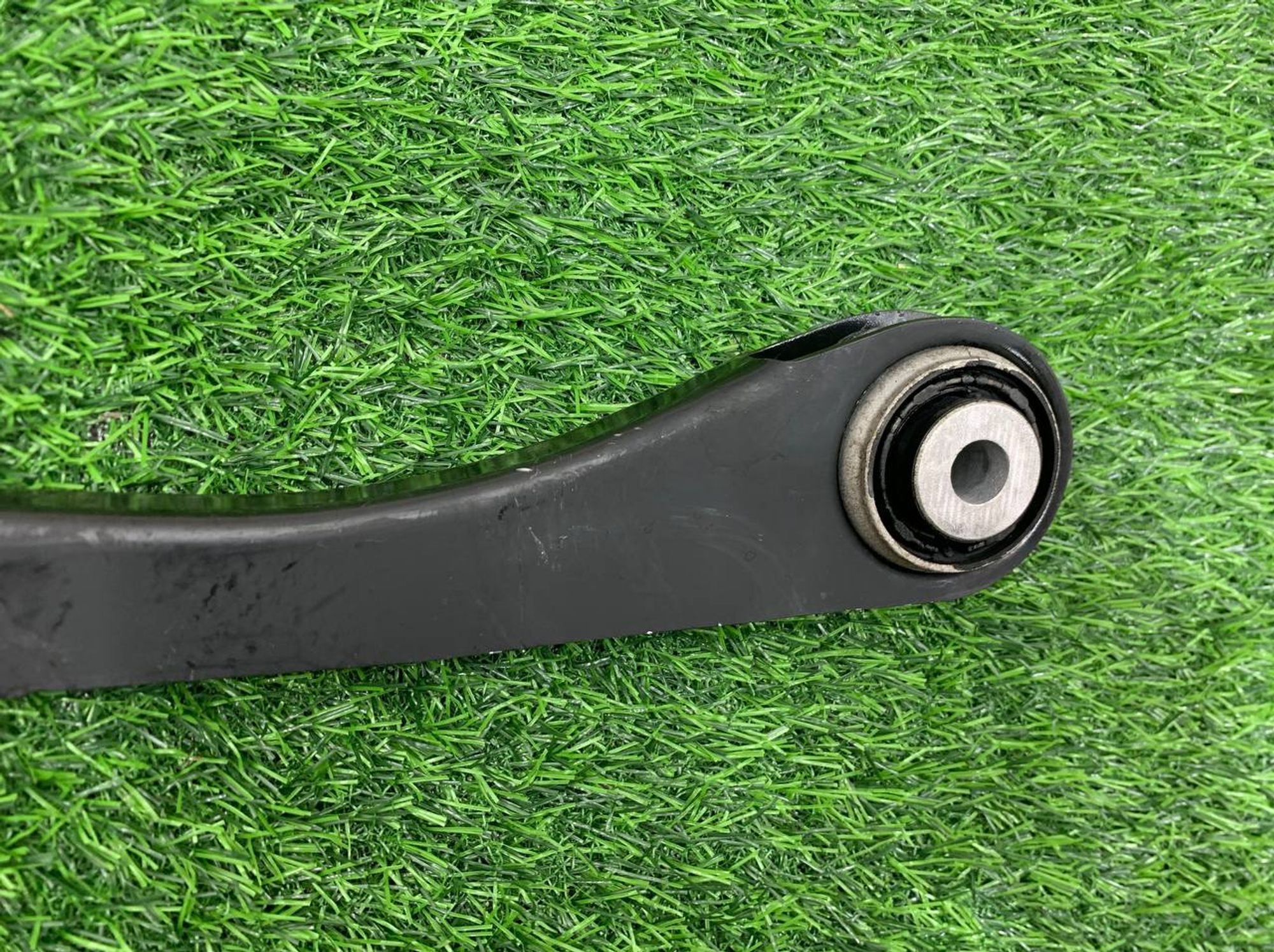 https://ycs.partsauto.market/partsauto-images/thmbs/userImages/h353NjtZg3VDP19b5HMt7LlpbQ93/part/3520bf73-aaca-4b95-bf9c-d1b573dd8d3c_1732621241656.jpg